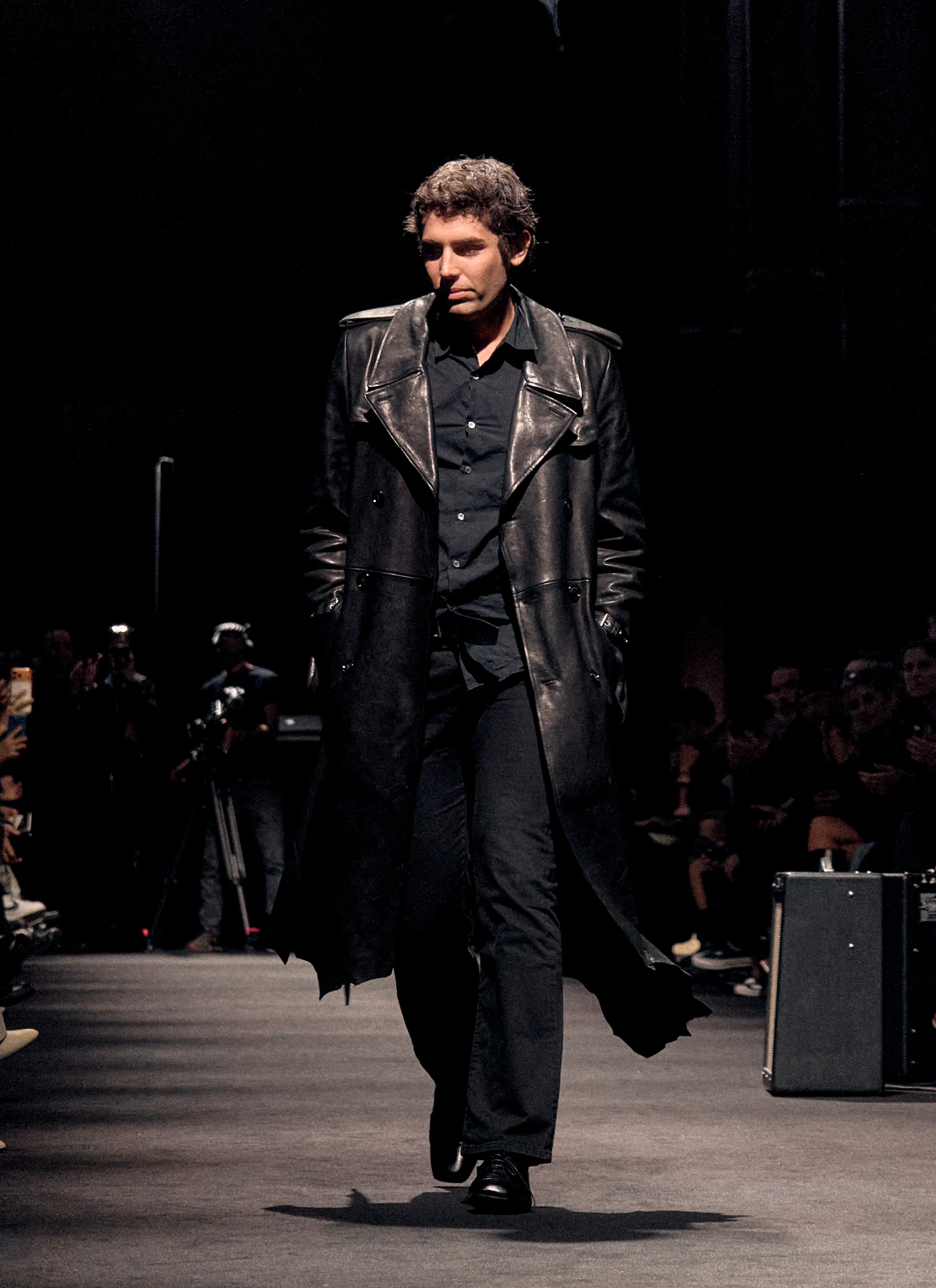 Романтика во мраке: показ Ann Demeulemeester SS’26