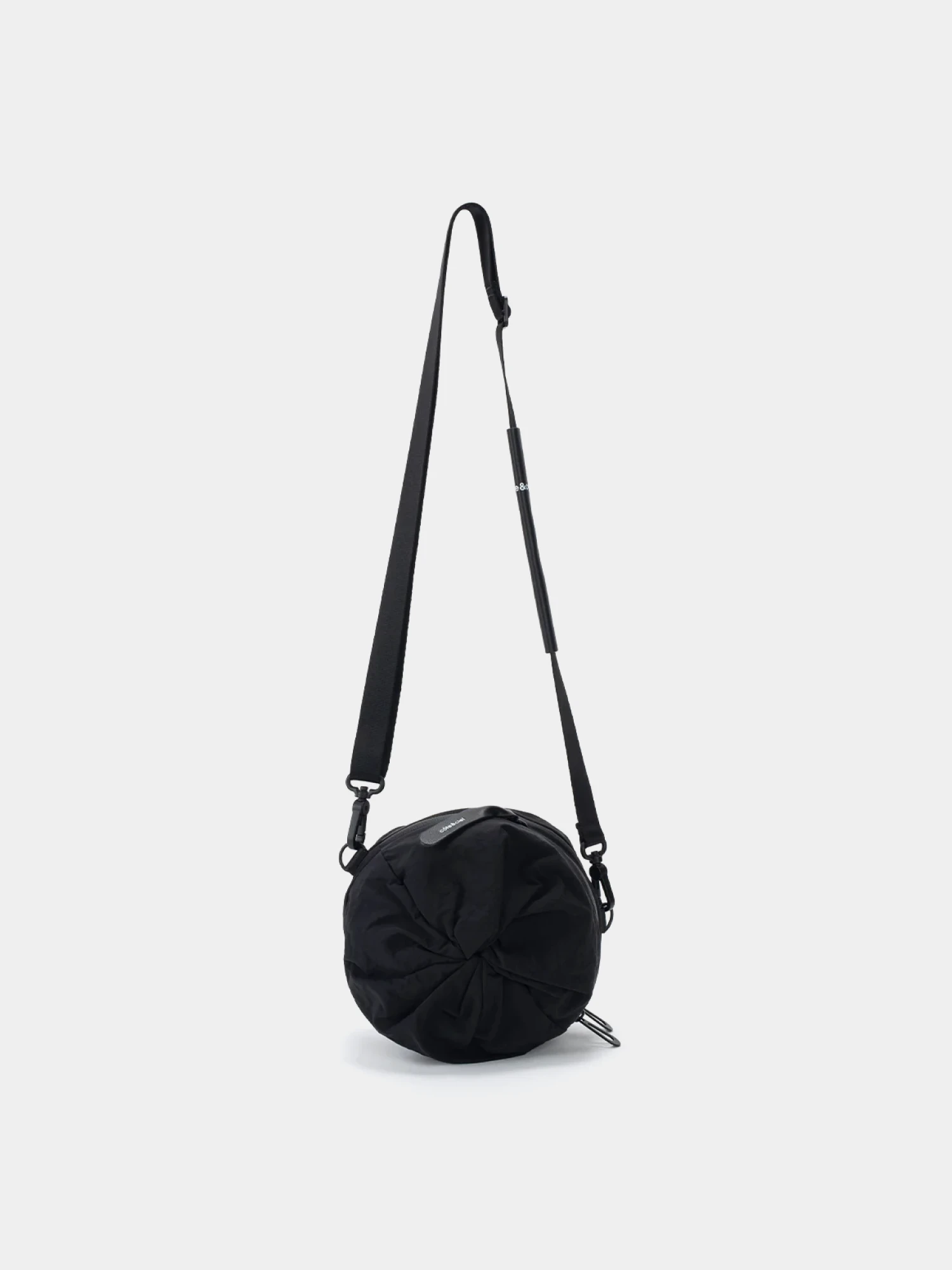 Сумка COTE&CIEL Vikos M Smooth Black