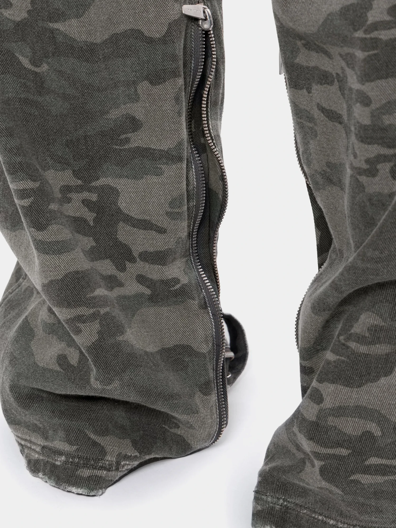 Брюки ARNODEFRANCE Camo Cargo Pants Woodland