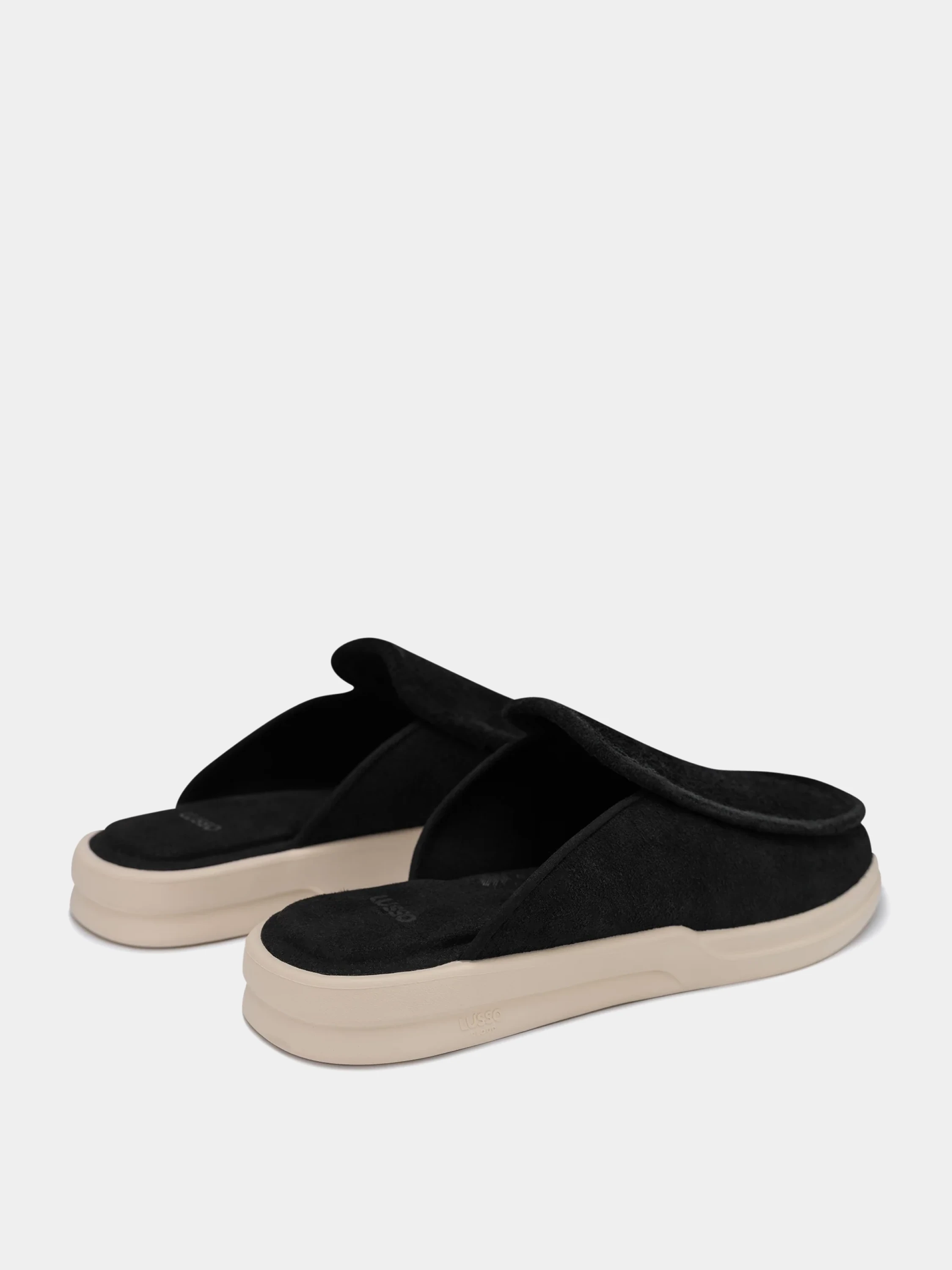 Сабо LUSSO CLOUD Esto Hairy Suede Jet Black / Shortbread
