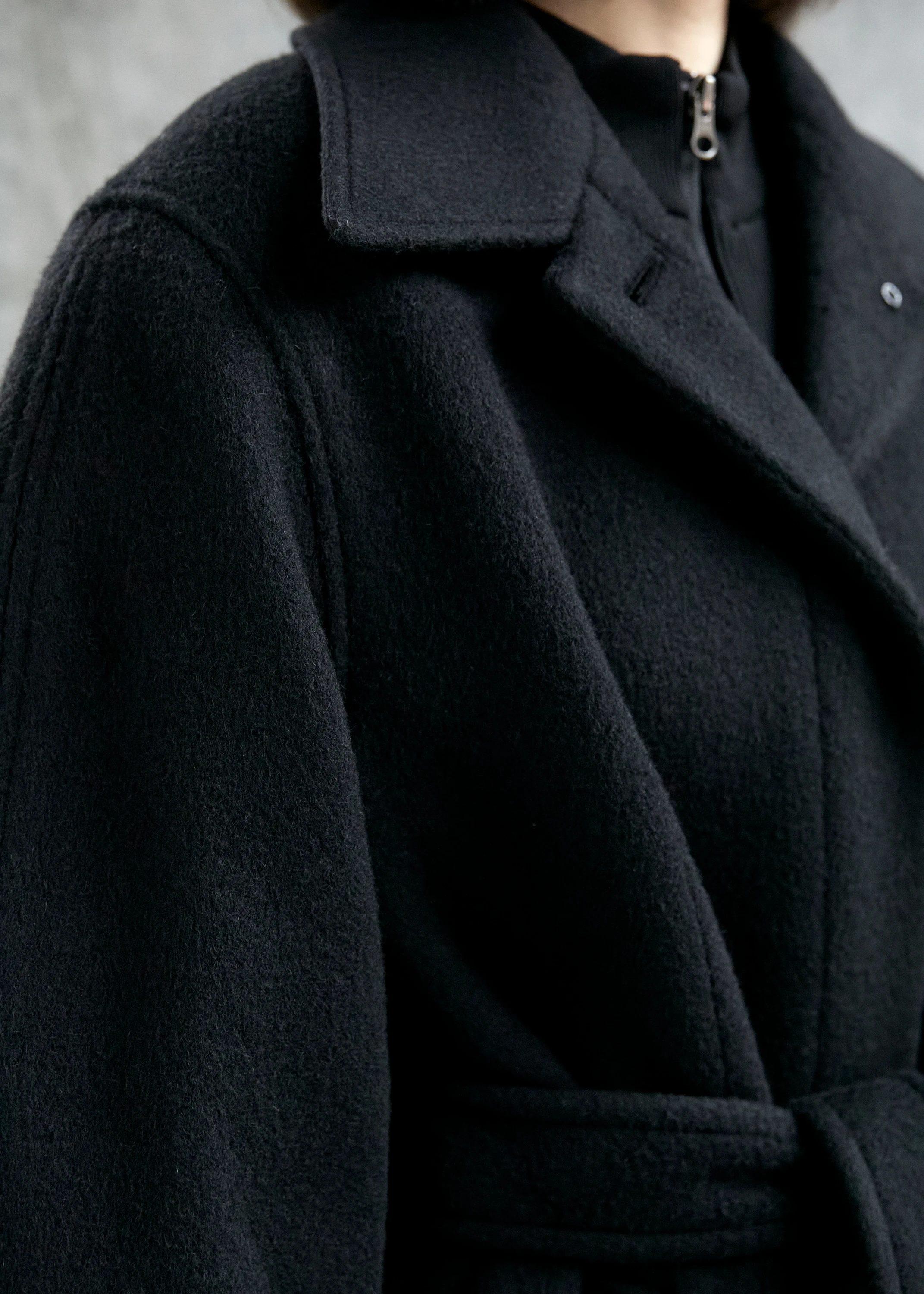 Женское пальто AMOMENTO Hourglass Long Coat Black
