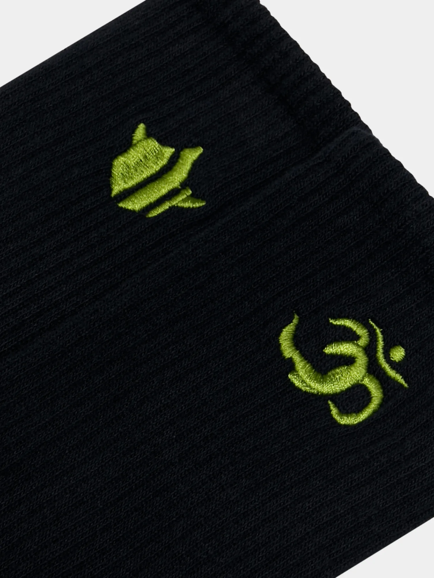Носки MAHARISHI 1496 Om Temple Embroidered Olive/Black/White