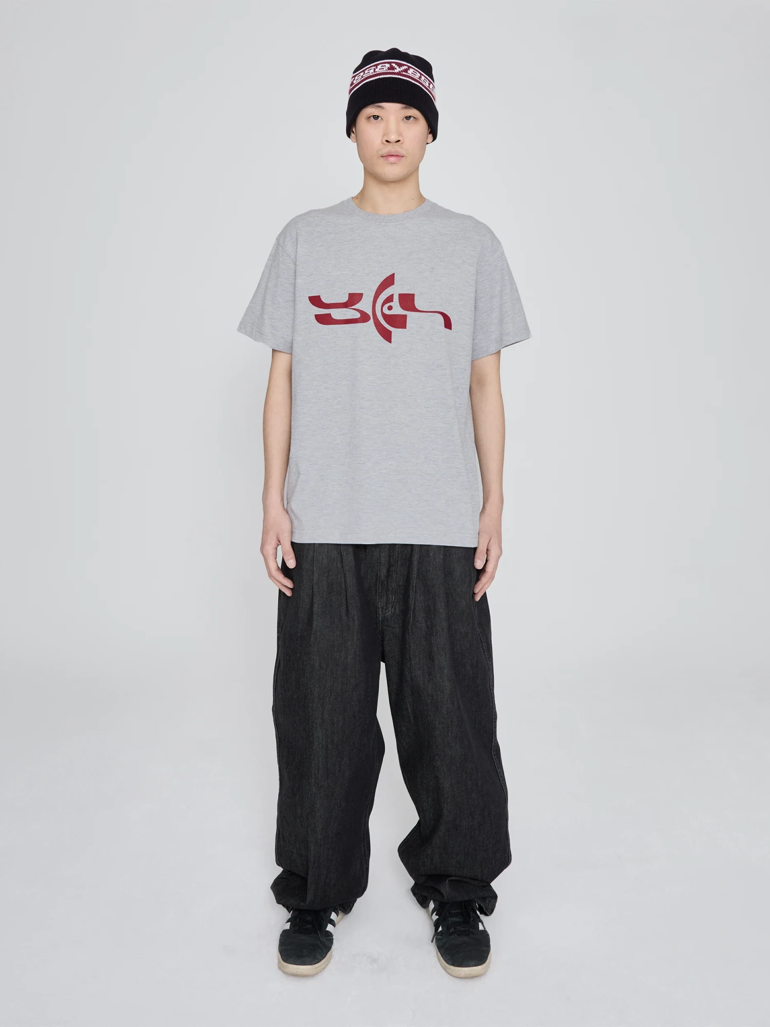 Футболка YESEYESEE Geometric Logo Tee Grey