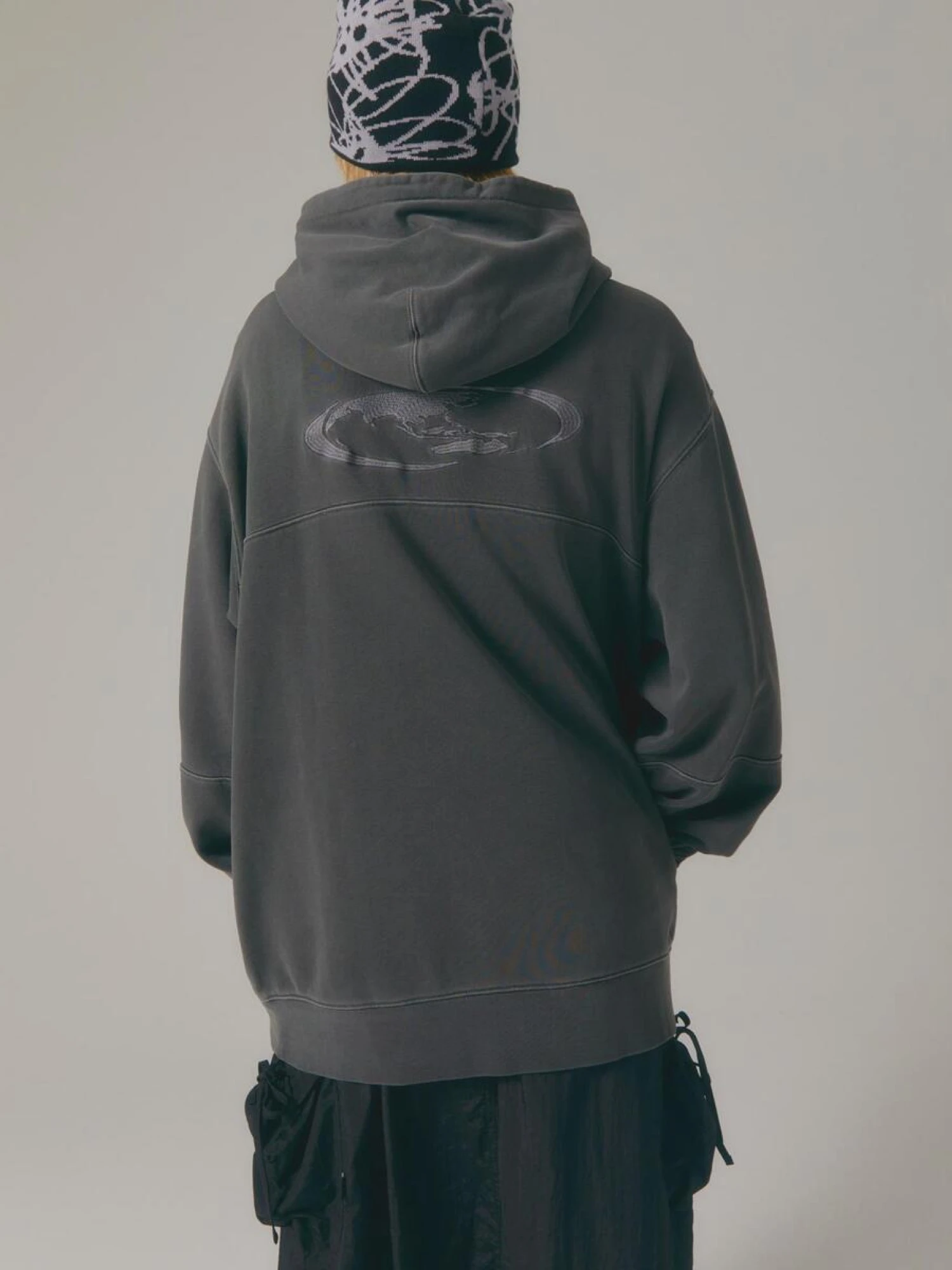Худи LMC Pigment Dyed Oval Globe Hoodie Black