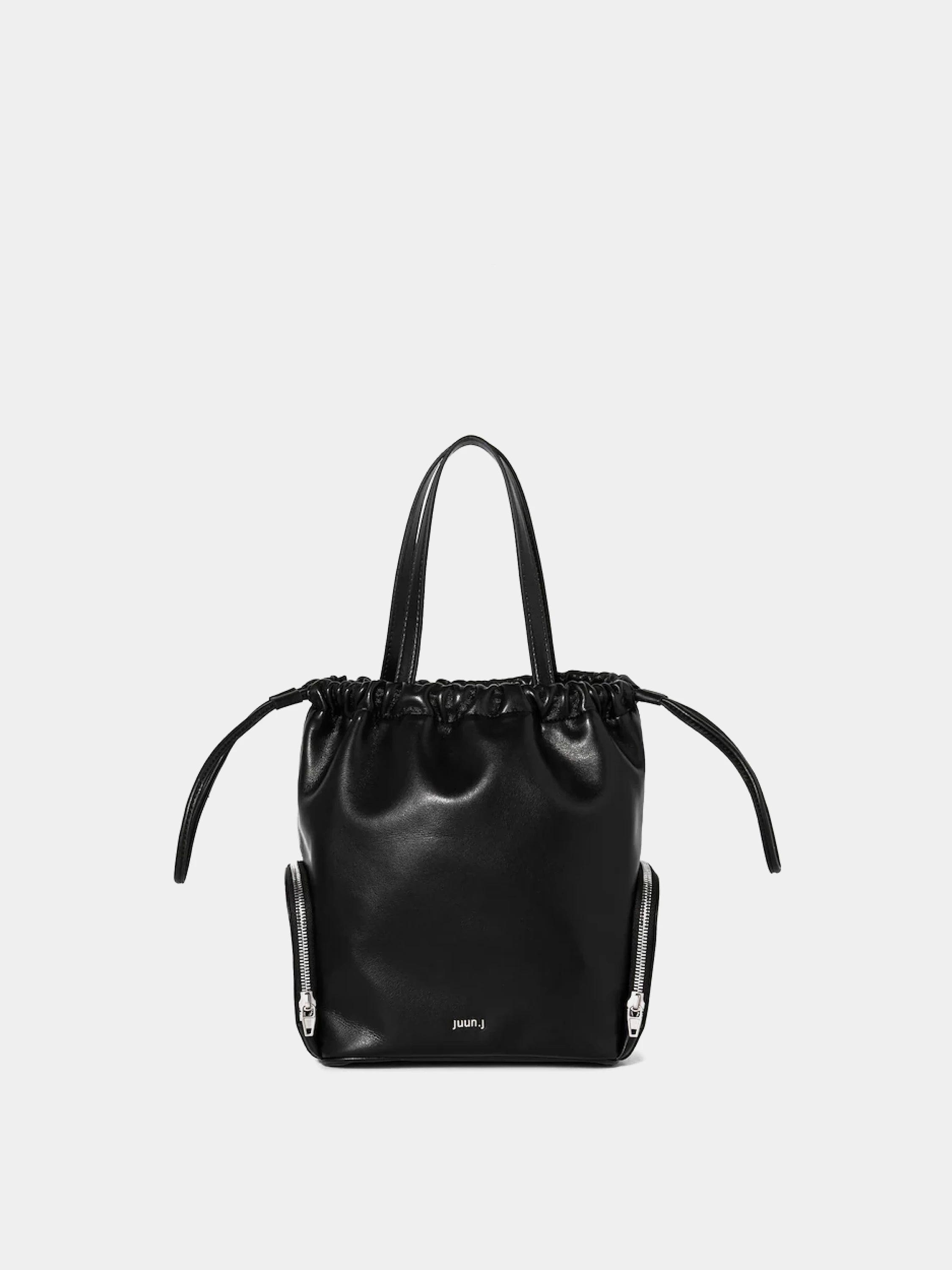 Сумка JUUN.J Leather Bucket Bag-Black