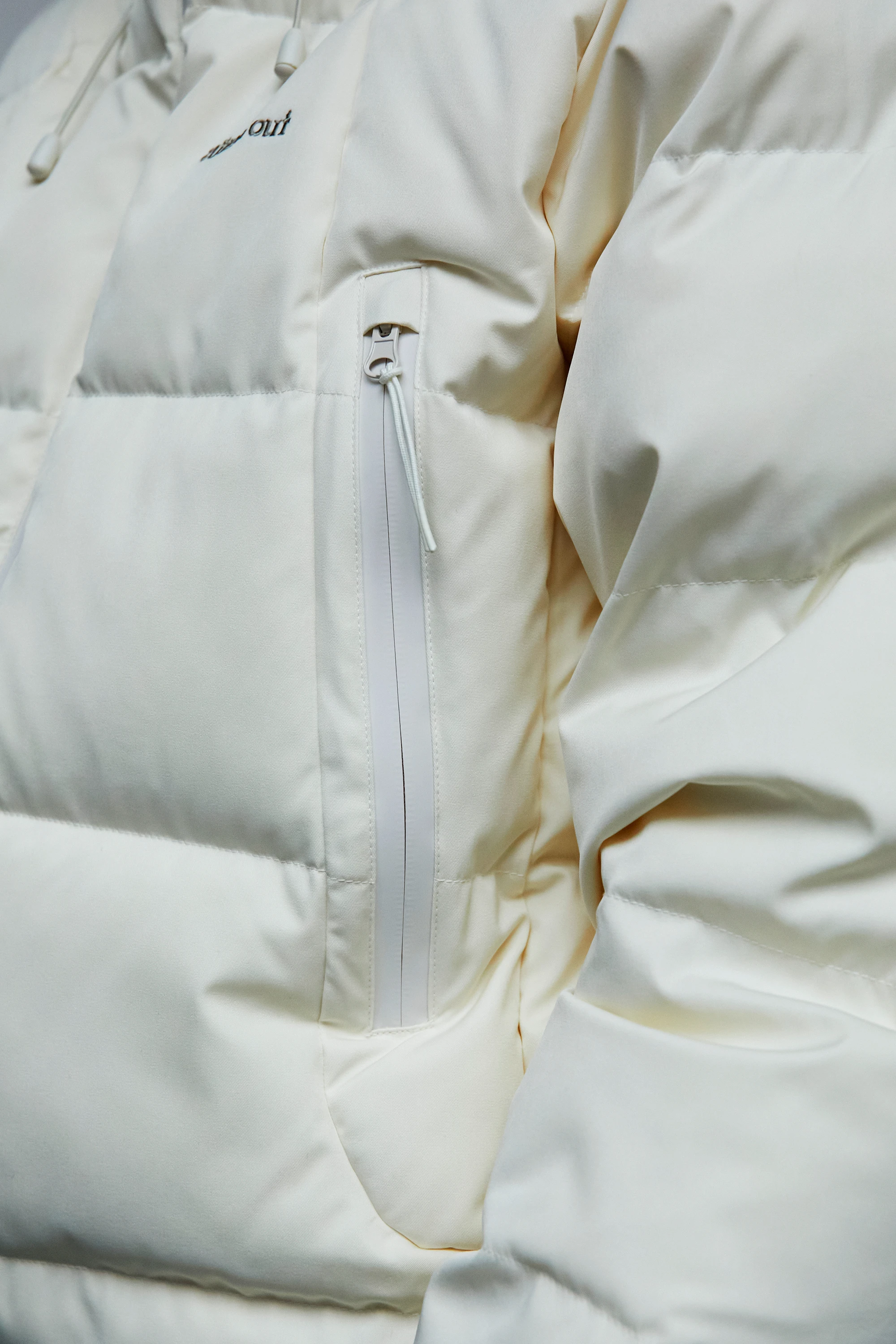 Пуховик Afield Out Ridge Puffer Jacket Bone