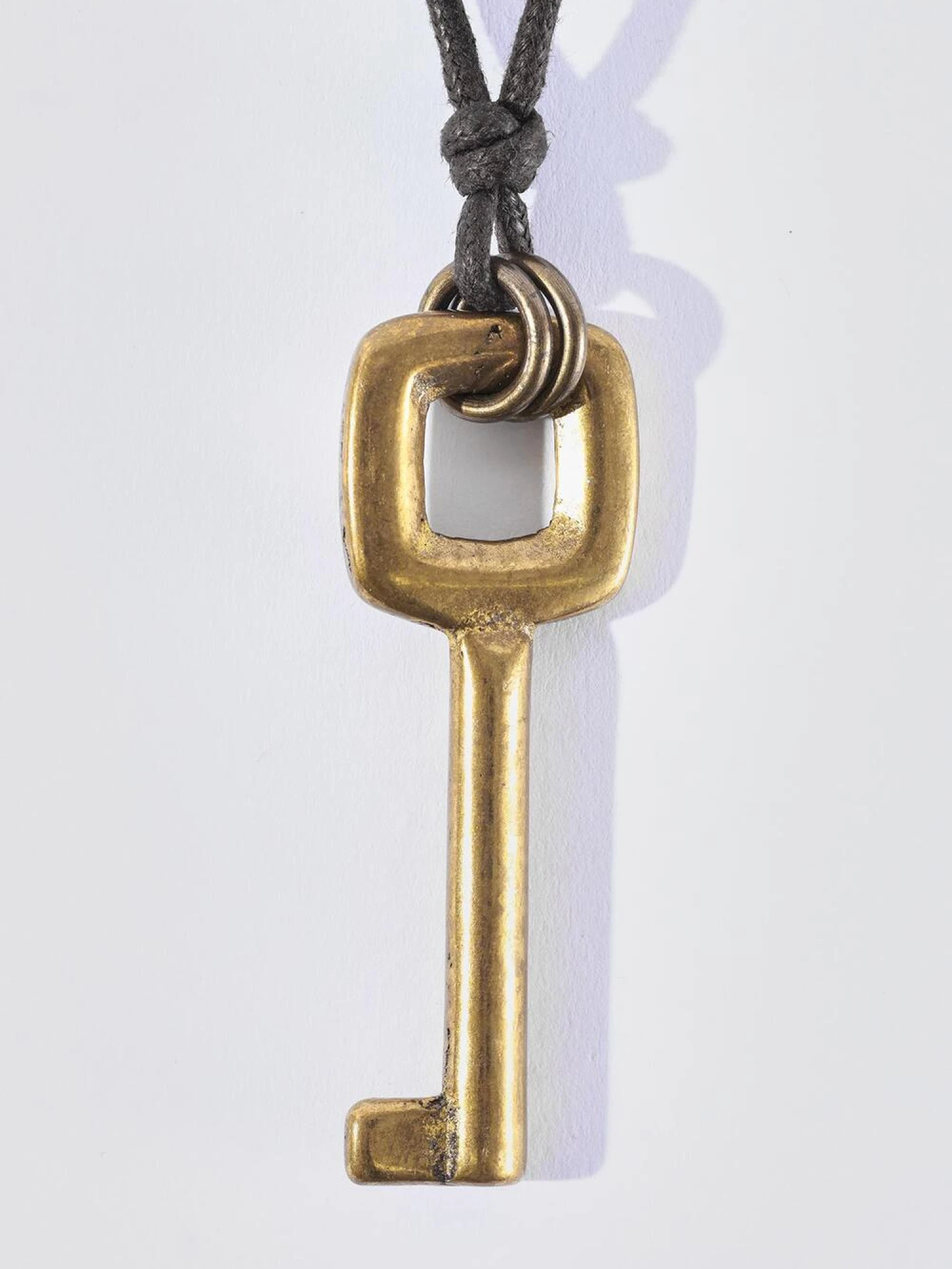 Ожерелье AFTER PRAY Safari Key Leaf Antique Gold