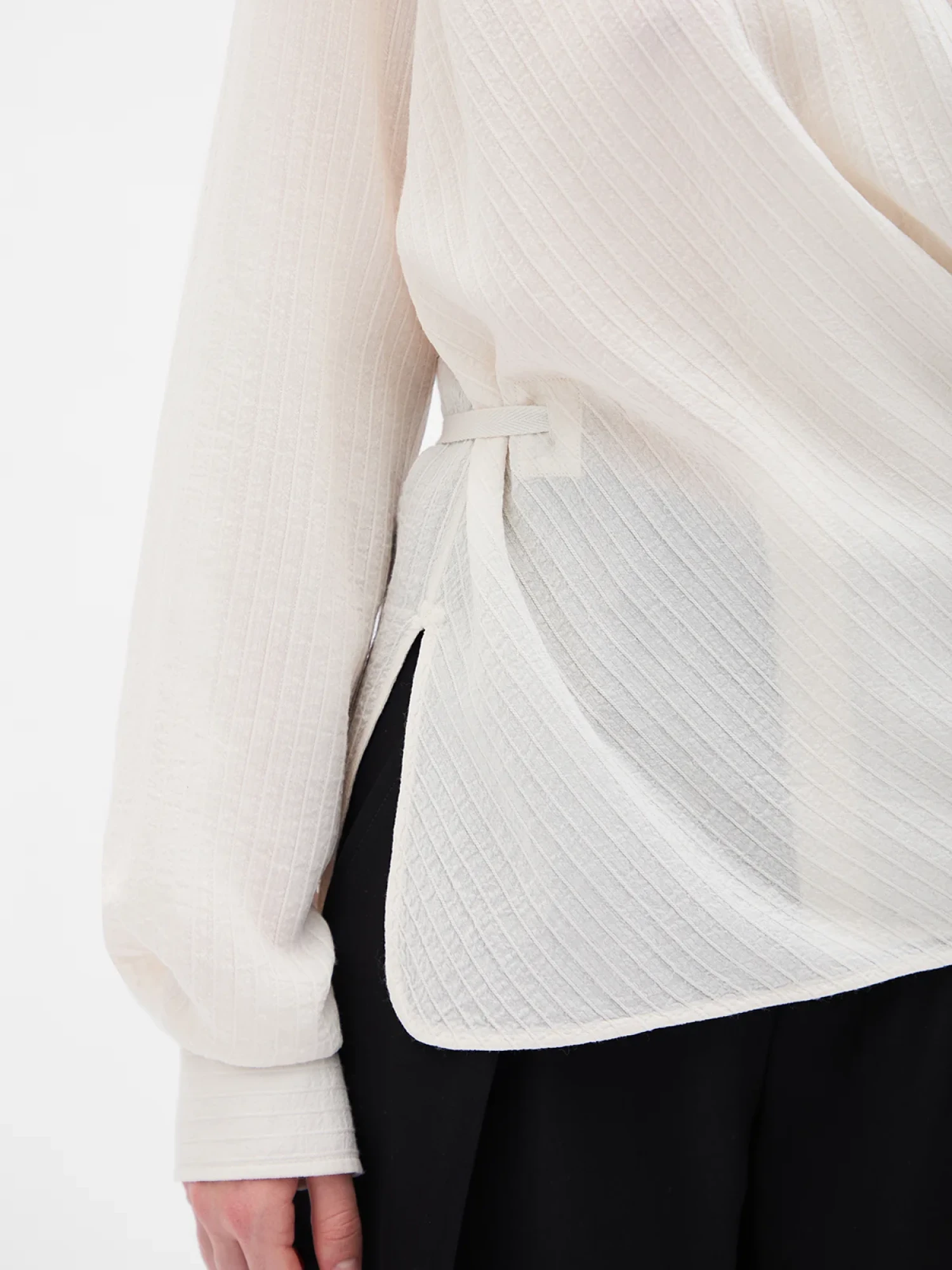 Женская рубашка Ann Demeulemeester Alba Asymmetric Chalk