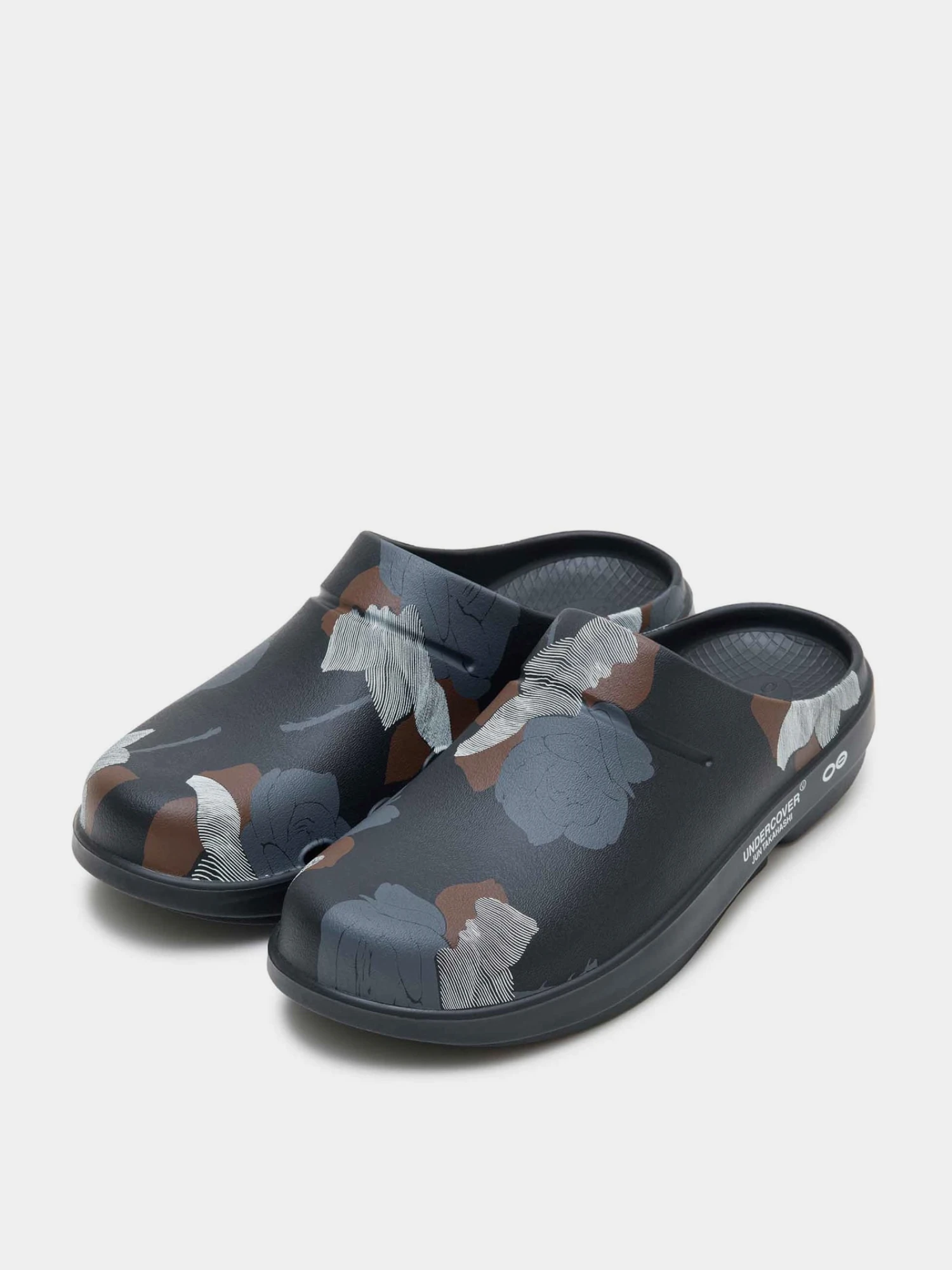 Сабо UNDERCOVER Oofos Clogs Black