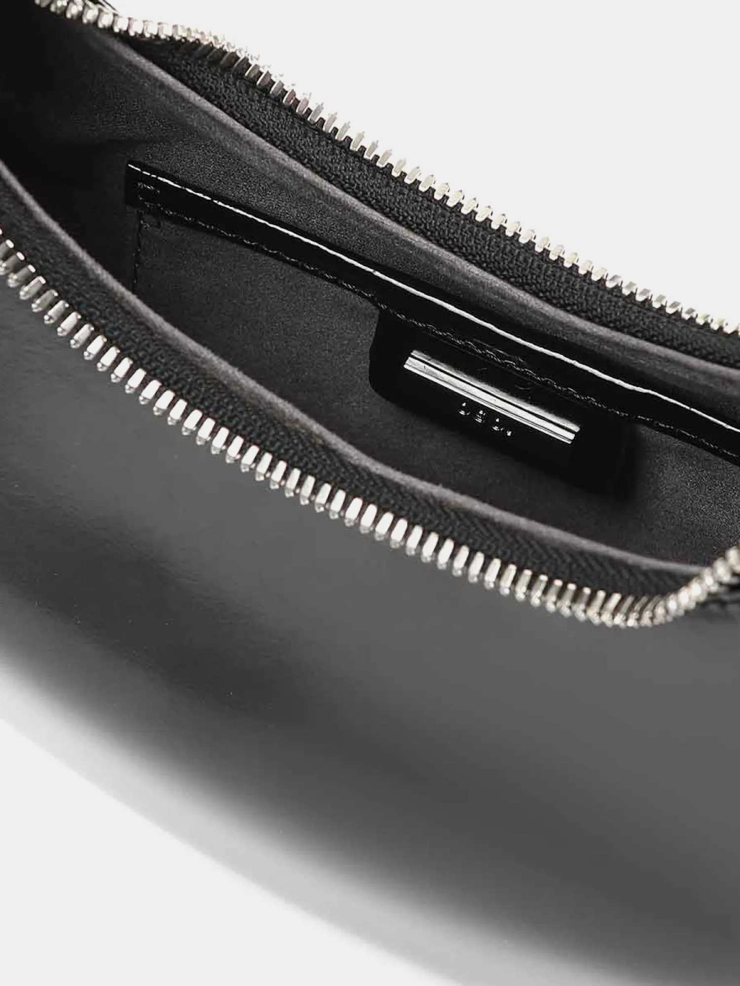 Сумка OSOI Toni Mini Box Black