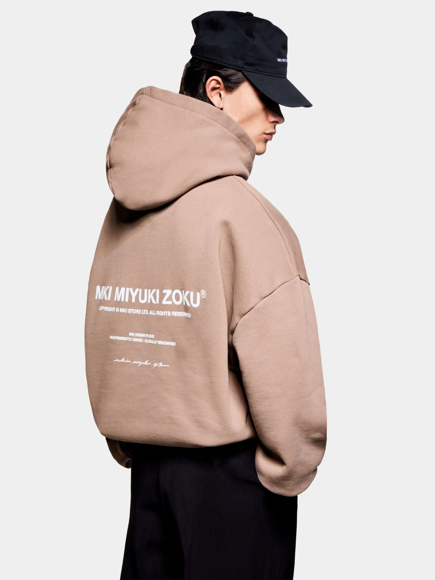 Худи MKI MIYUKI ZOKU Design Studio Mushroom