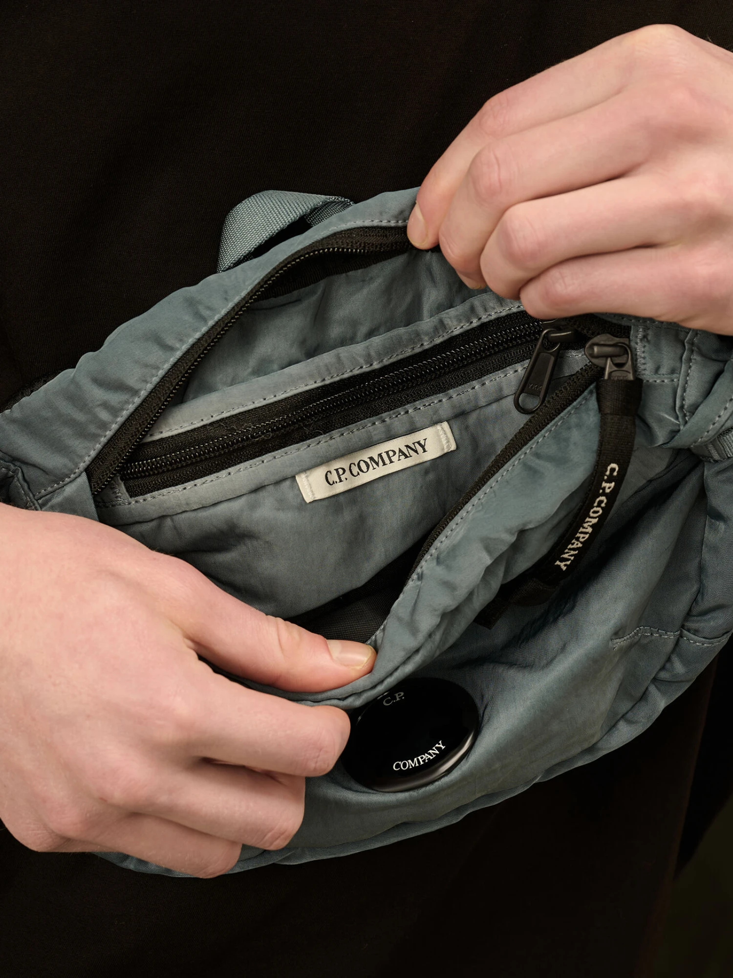 Сумка C.P. Company Nylon B Crossbody Pack Stormy Weather
