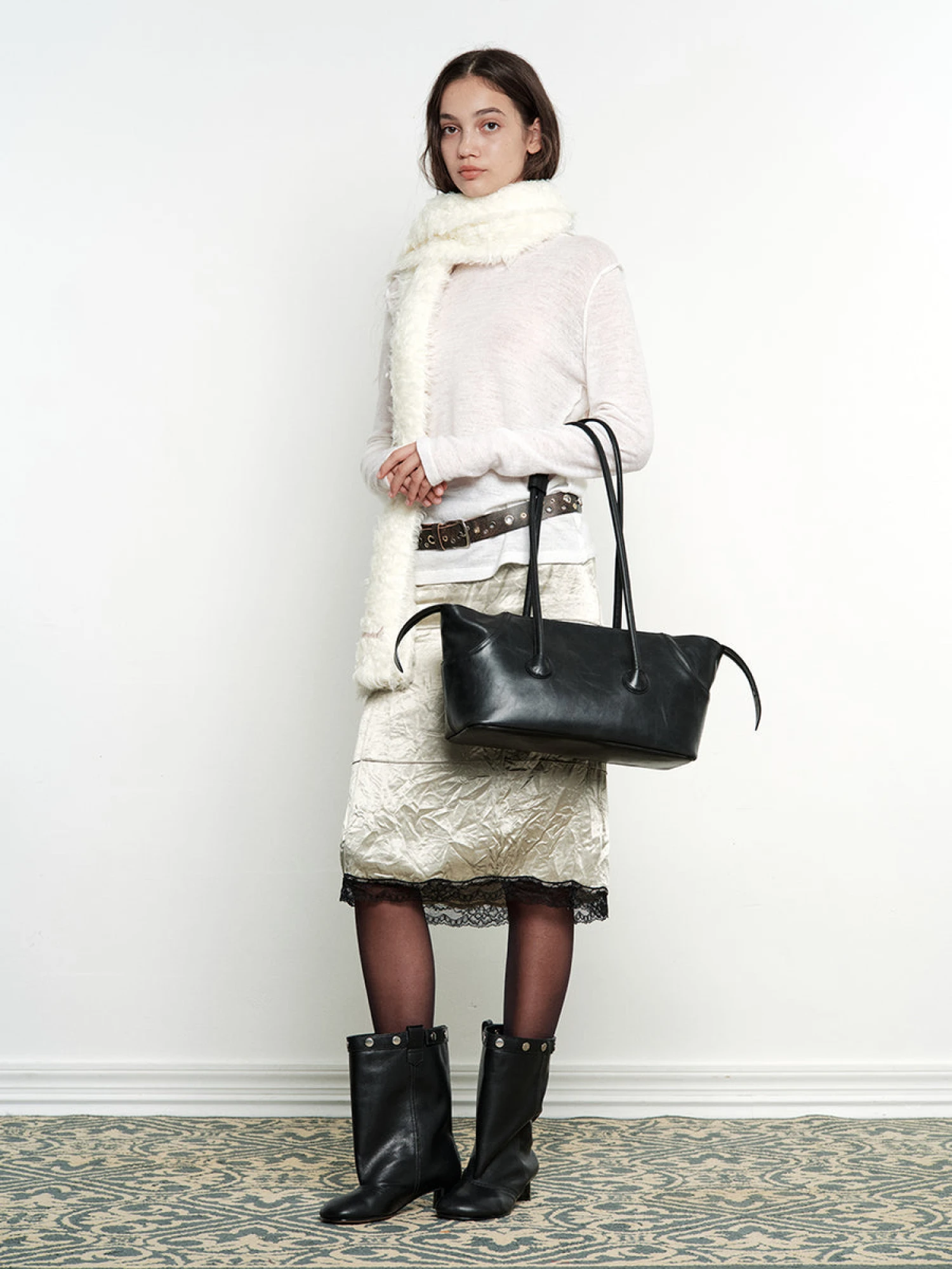 Женская сумка MARGESHERWOOD Boat Shopper Large Black Pull-Up