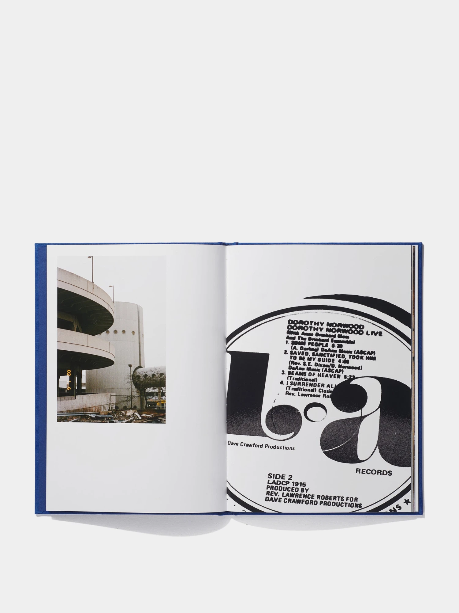 Книга Études Martine Syms - Strait