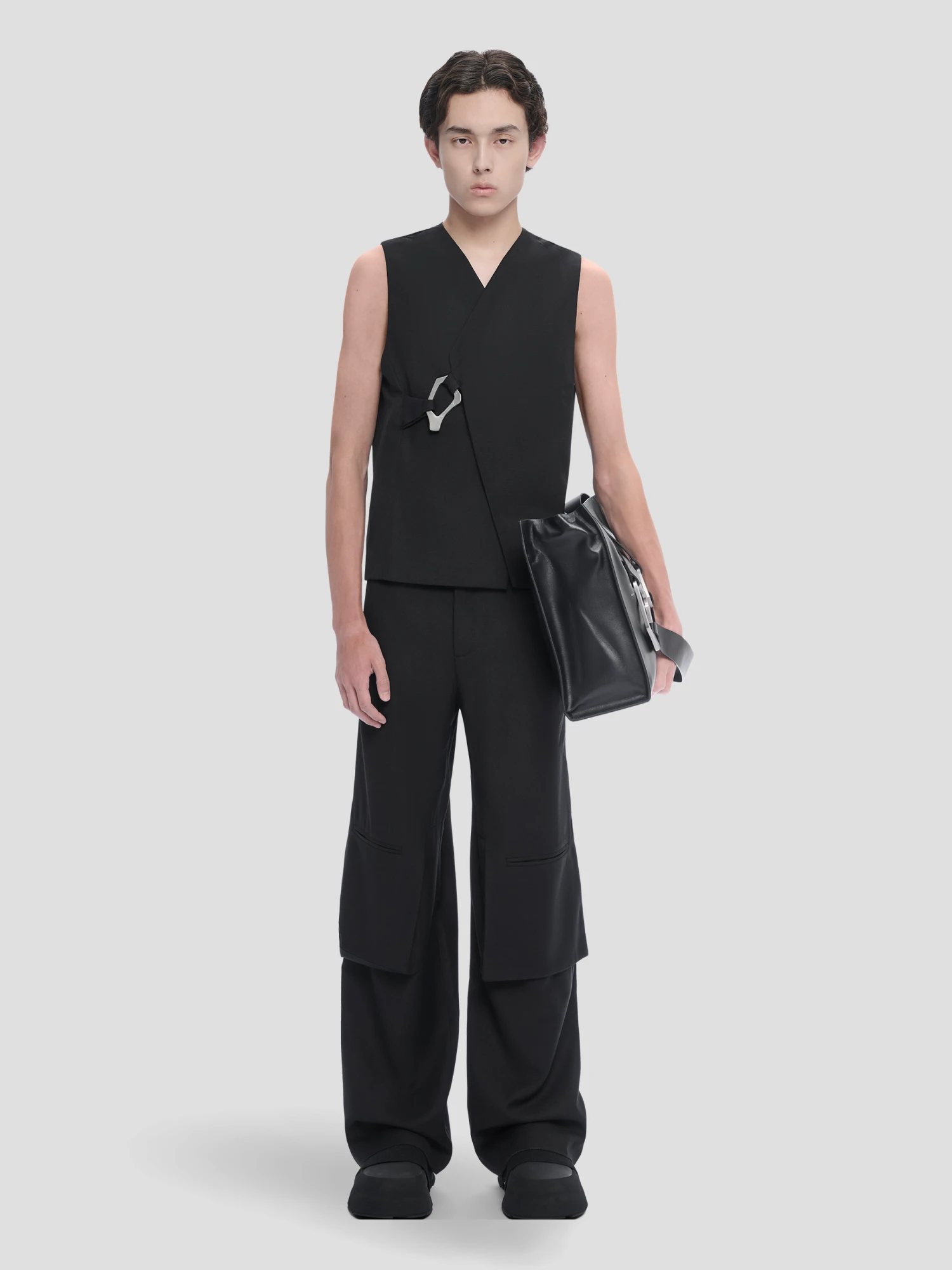 Жилет HELIOT EMIL Ferro Tailored Vest Black