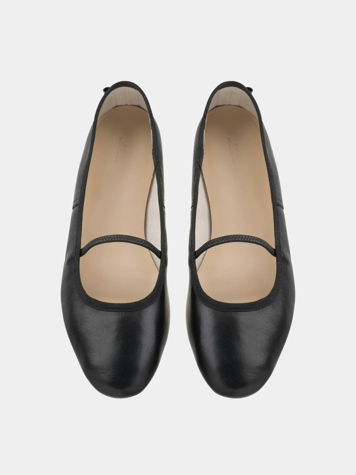 Женские балетки A.P.C. Swan Ballet Flats Noir