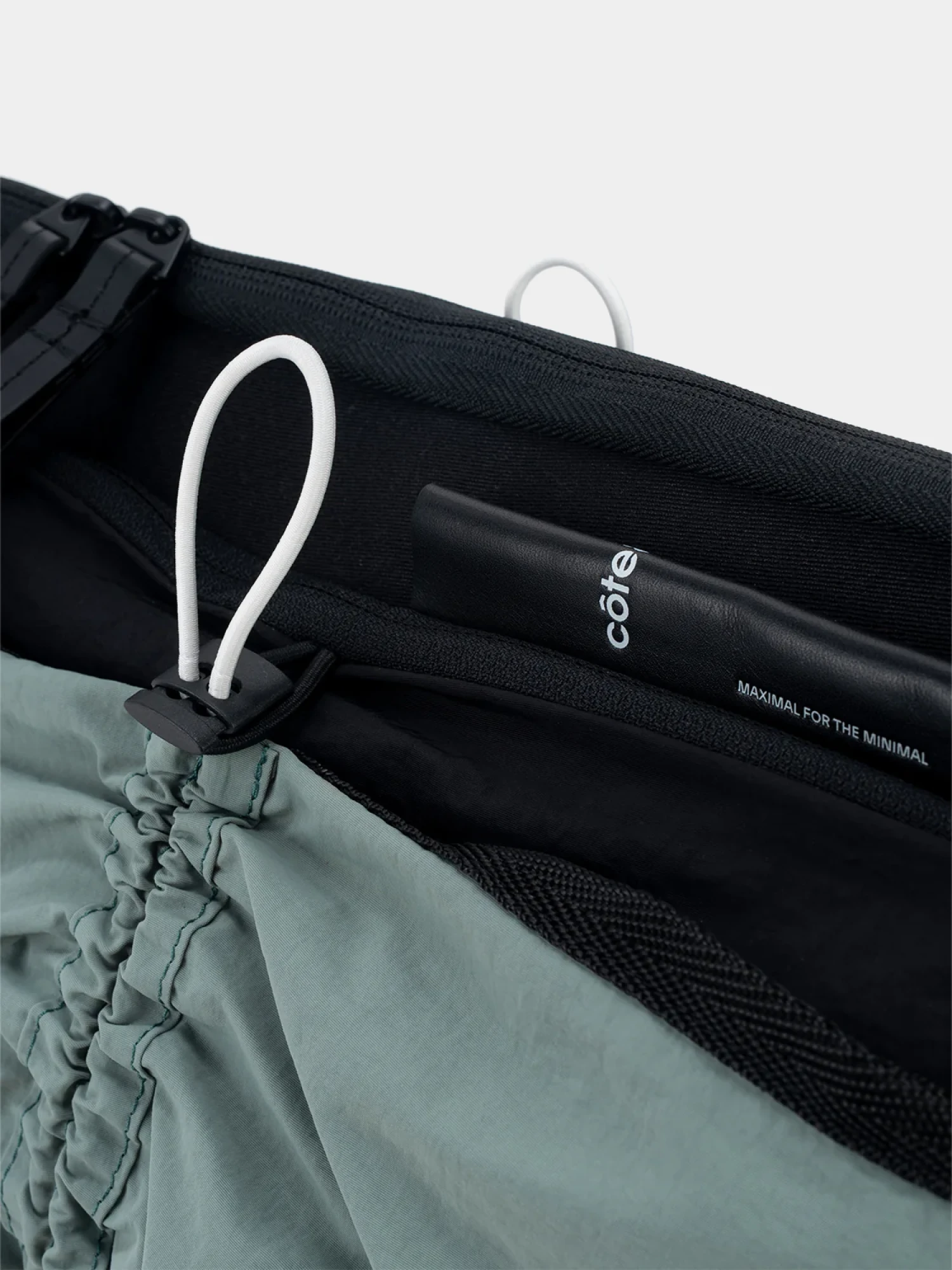Сумка COTE&CIEL Orne Smooth Black & Sage Green