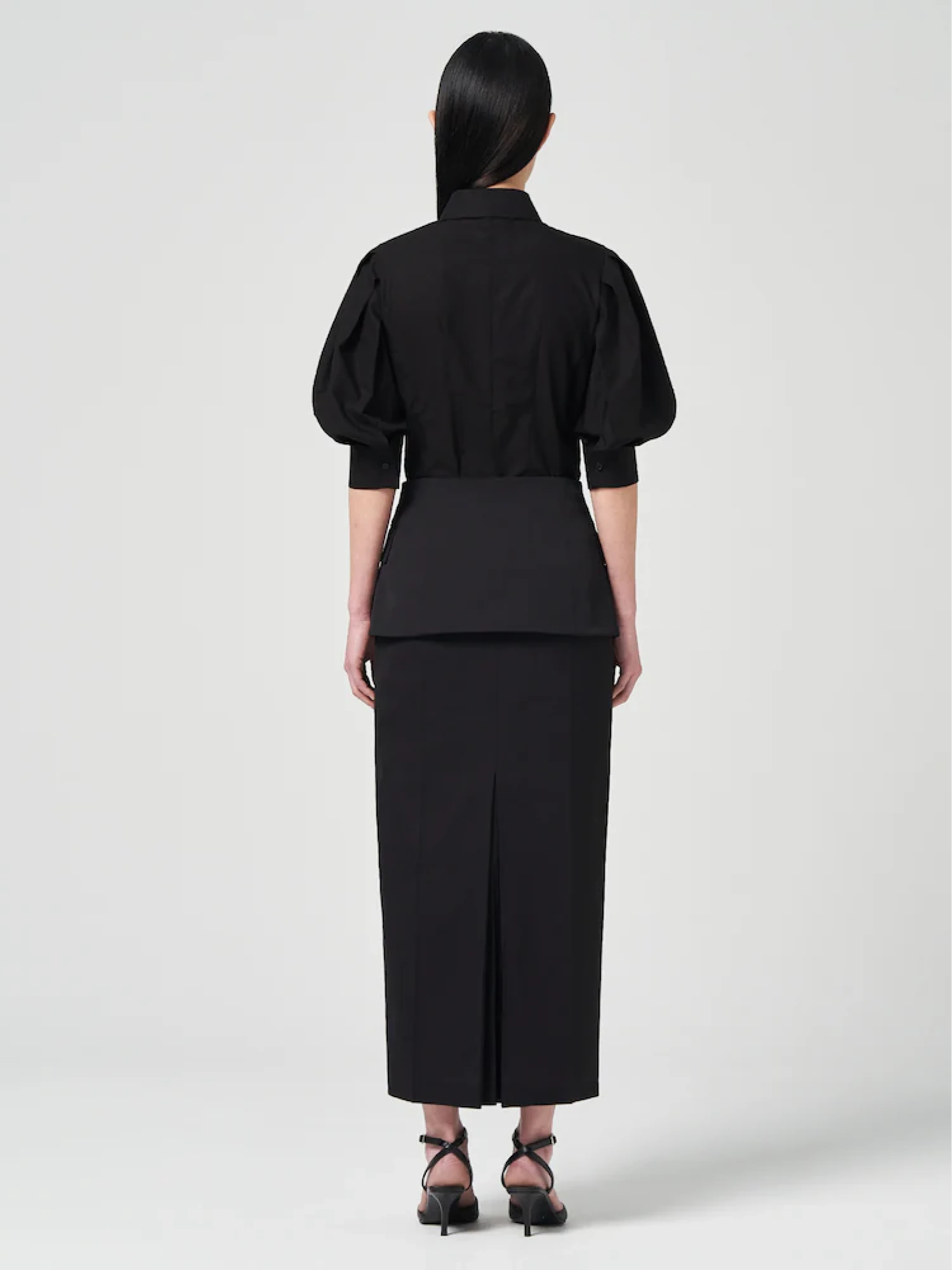 Женская рубашка JUUN.J Volume Sleeve Slim Blouse Black