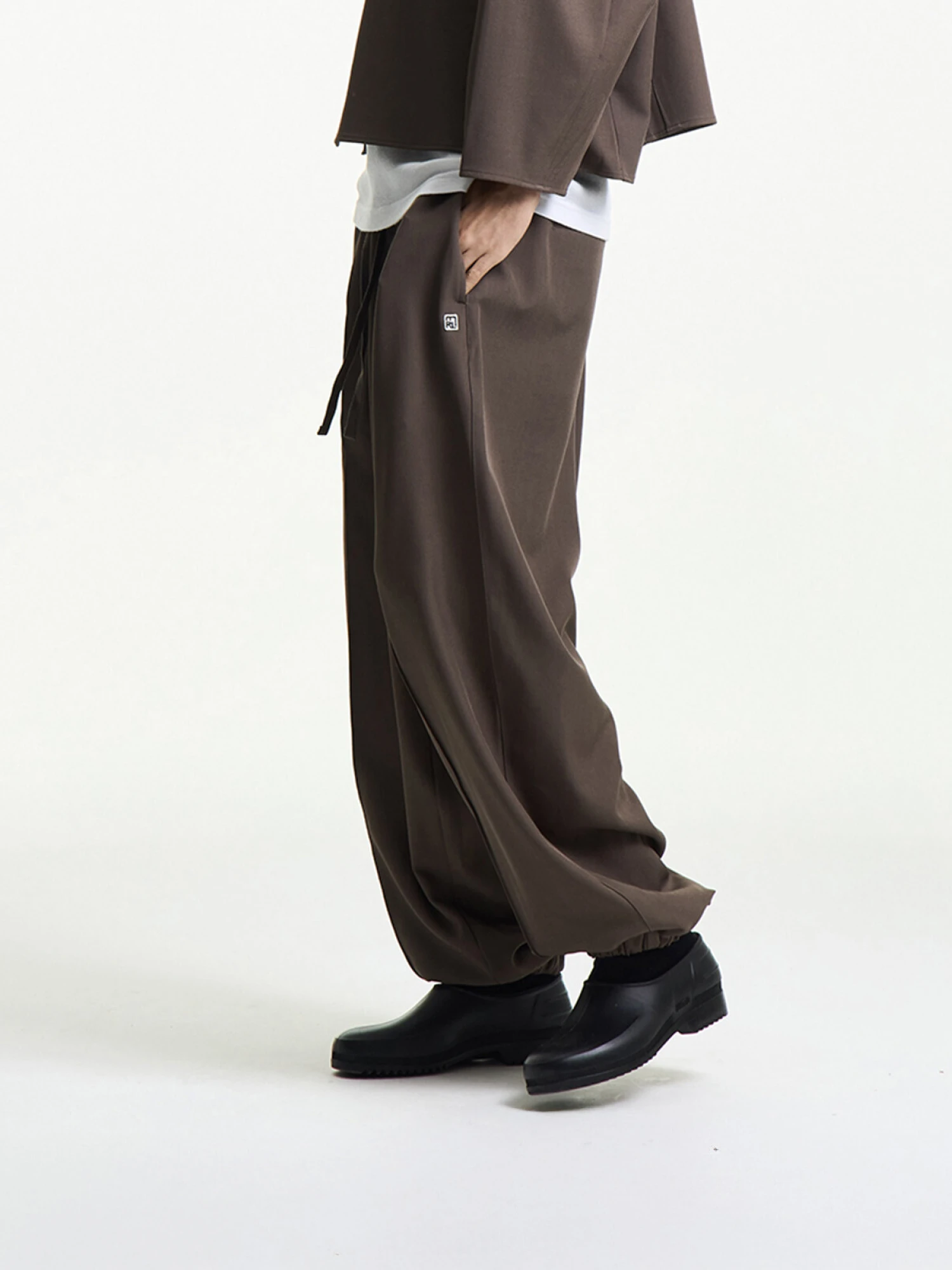 Брюки MERELY MADE Merely US Super Comfy Jogger Dark Taupe