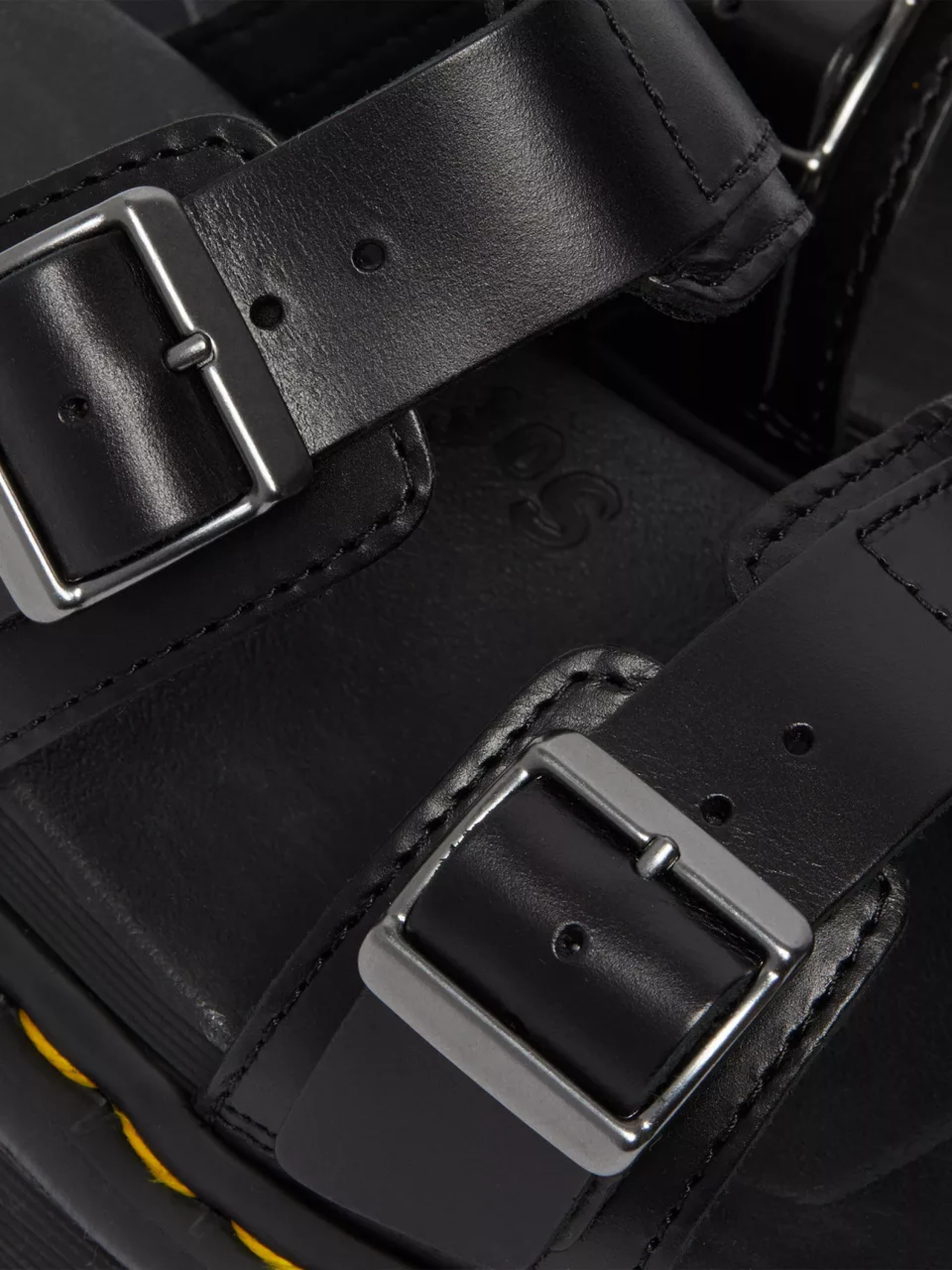 Сандалии Dr. Martens Myles Brando Buckle Slide Black