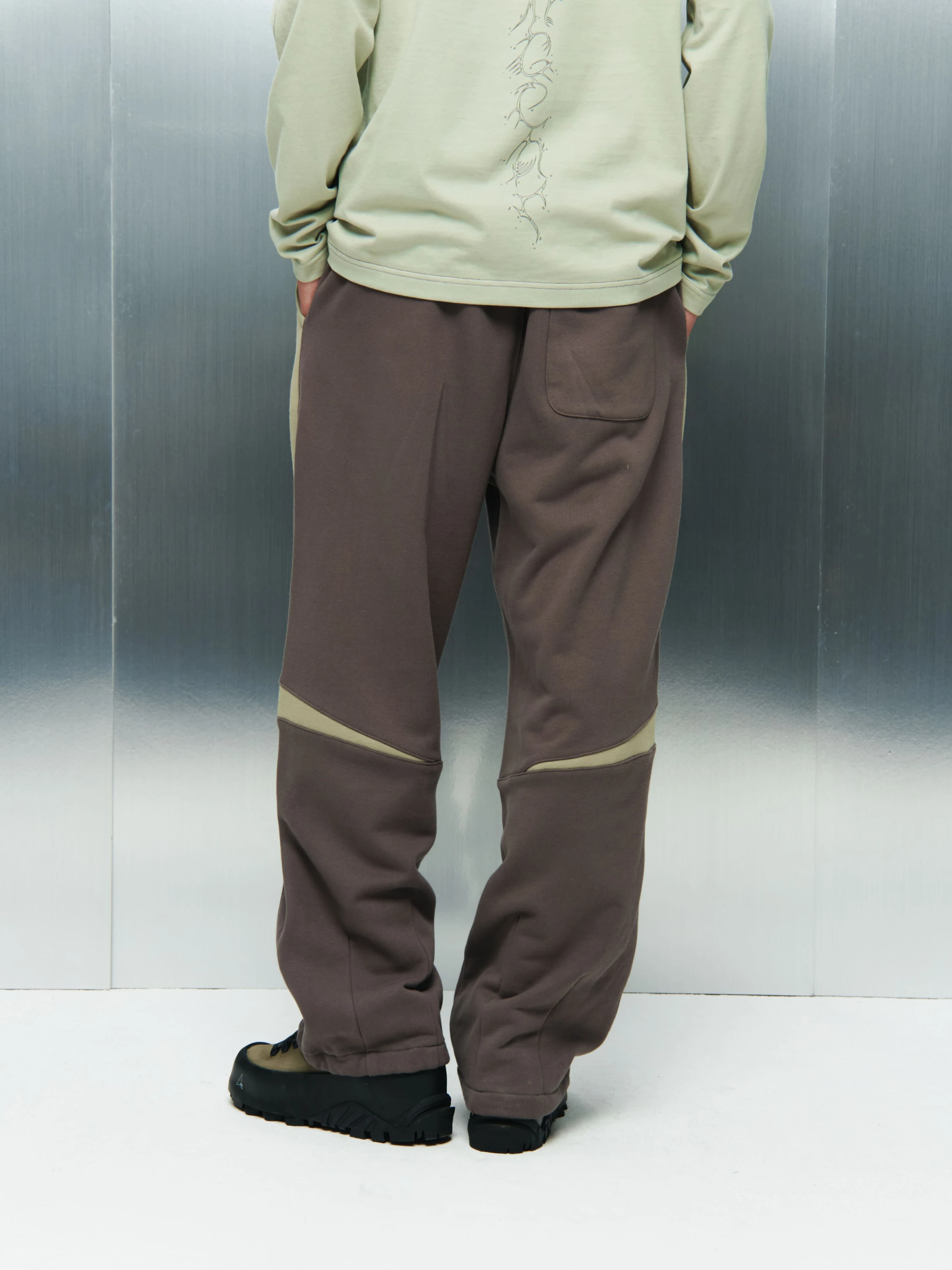 Брюки SAN SAN GEAR Oblique Sweatpants Ash Brown