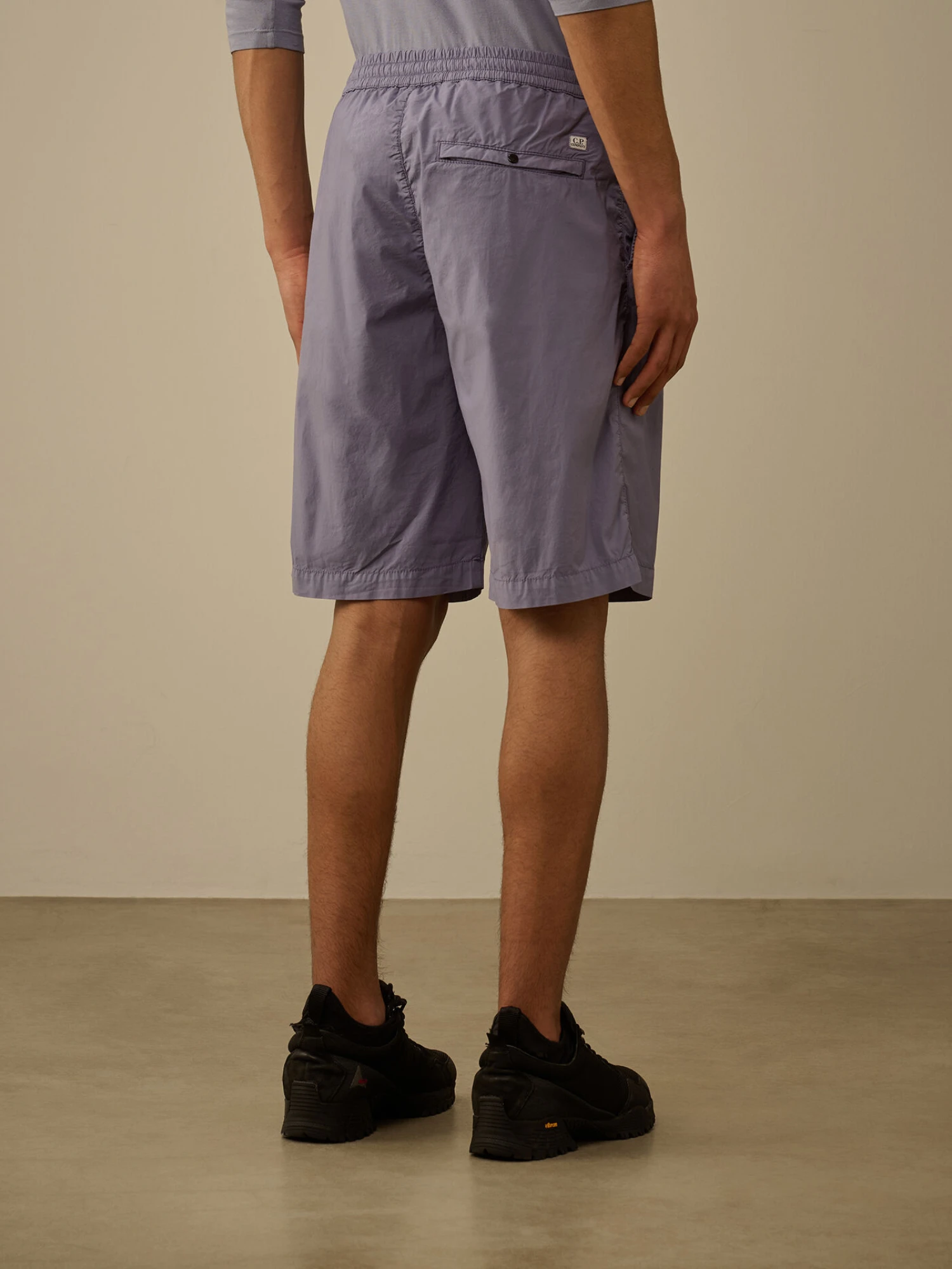 Шорты C.P. Company 50 Fili Stretch Cargo Lens Lavander Violet