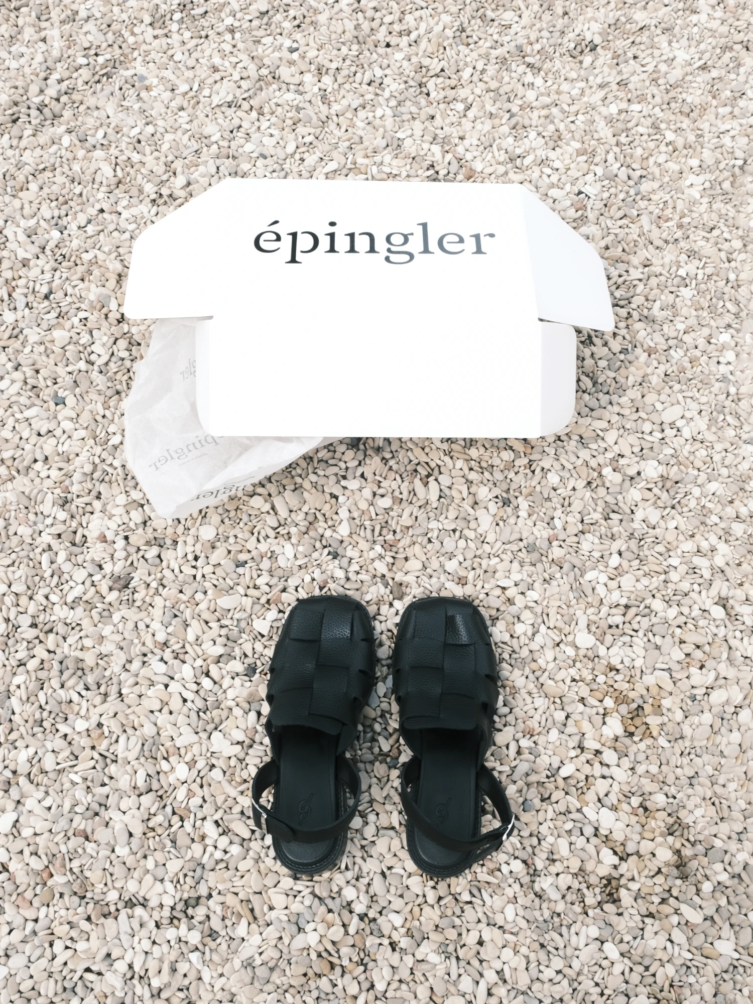 Женские сандалии EPINGLER Cube Shrunken Black