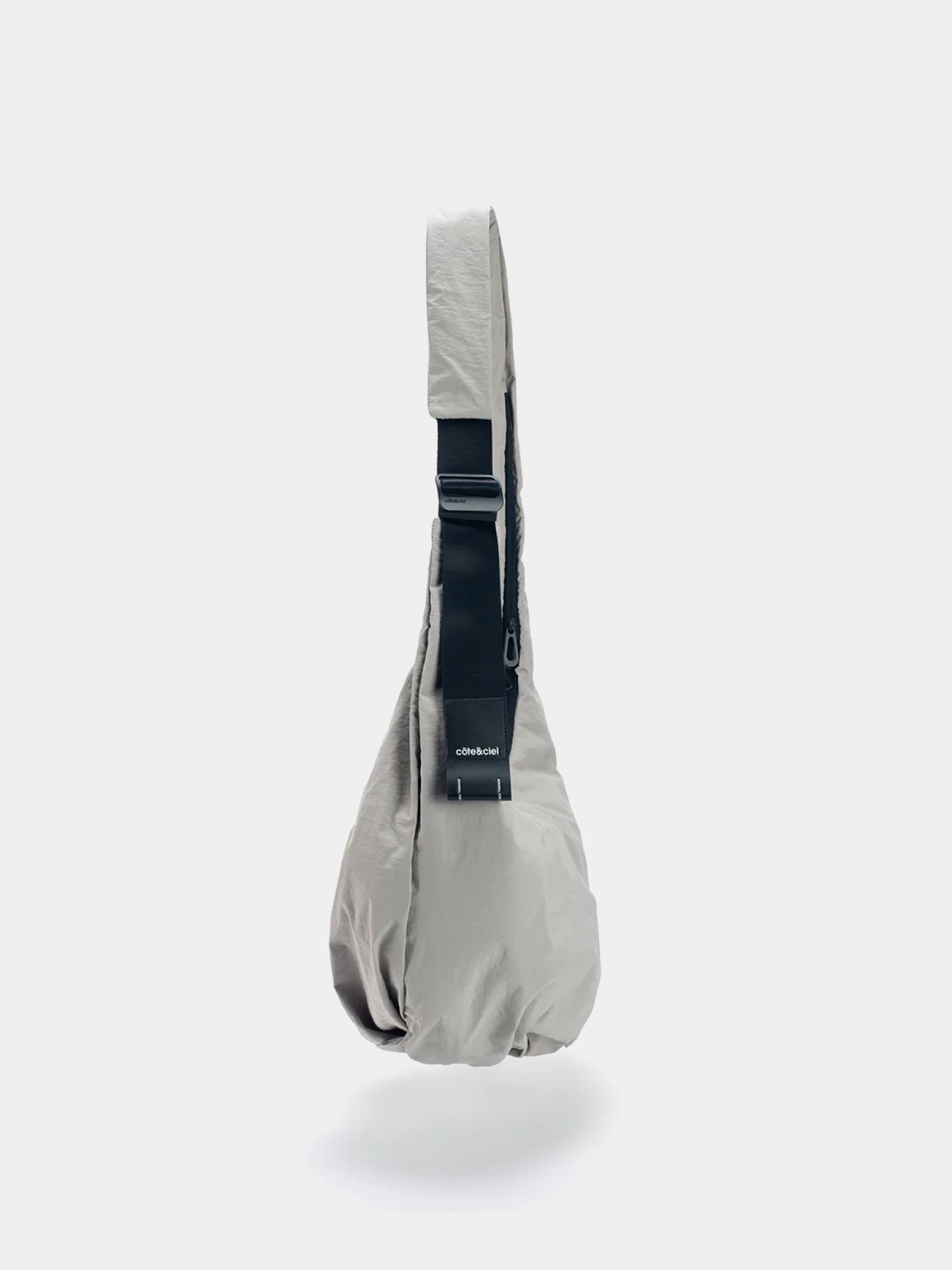 Сумка COTE&CIEL Hyco S Smooth Light Grey