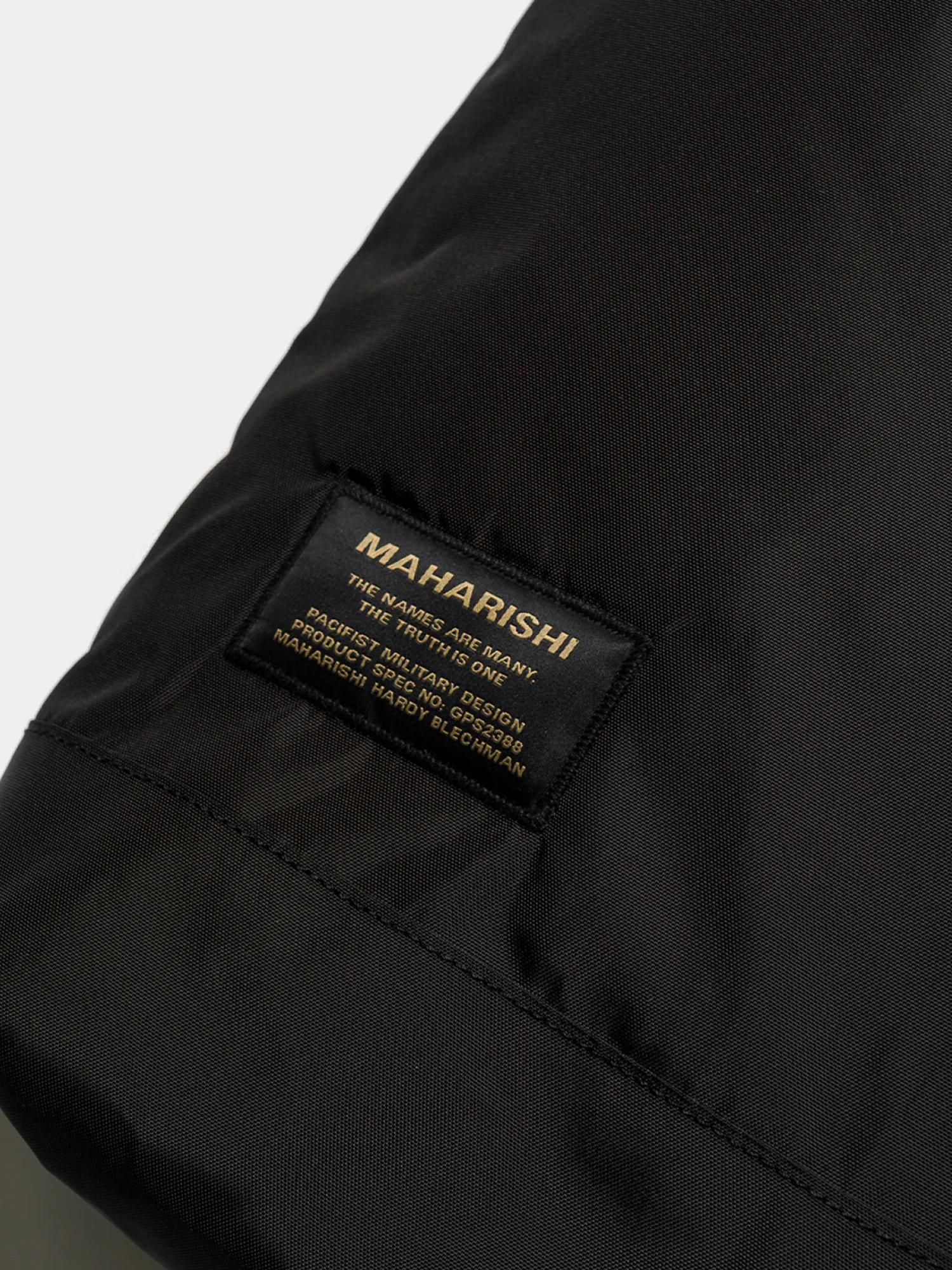Тоут MAHARISHI 1113 Maha M.A.L.I.C.E. Monk Sling Black