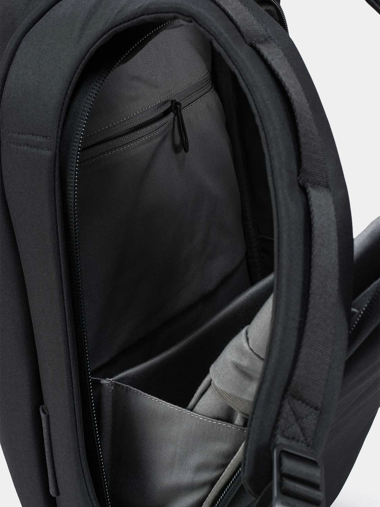 Рюкзак COTE&CIEL Isar M EcoYarn Black
