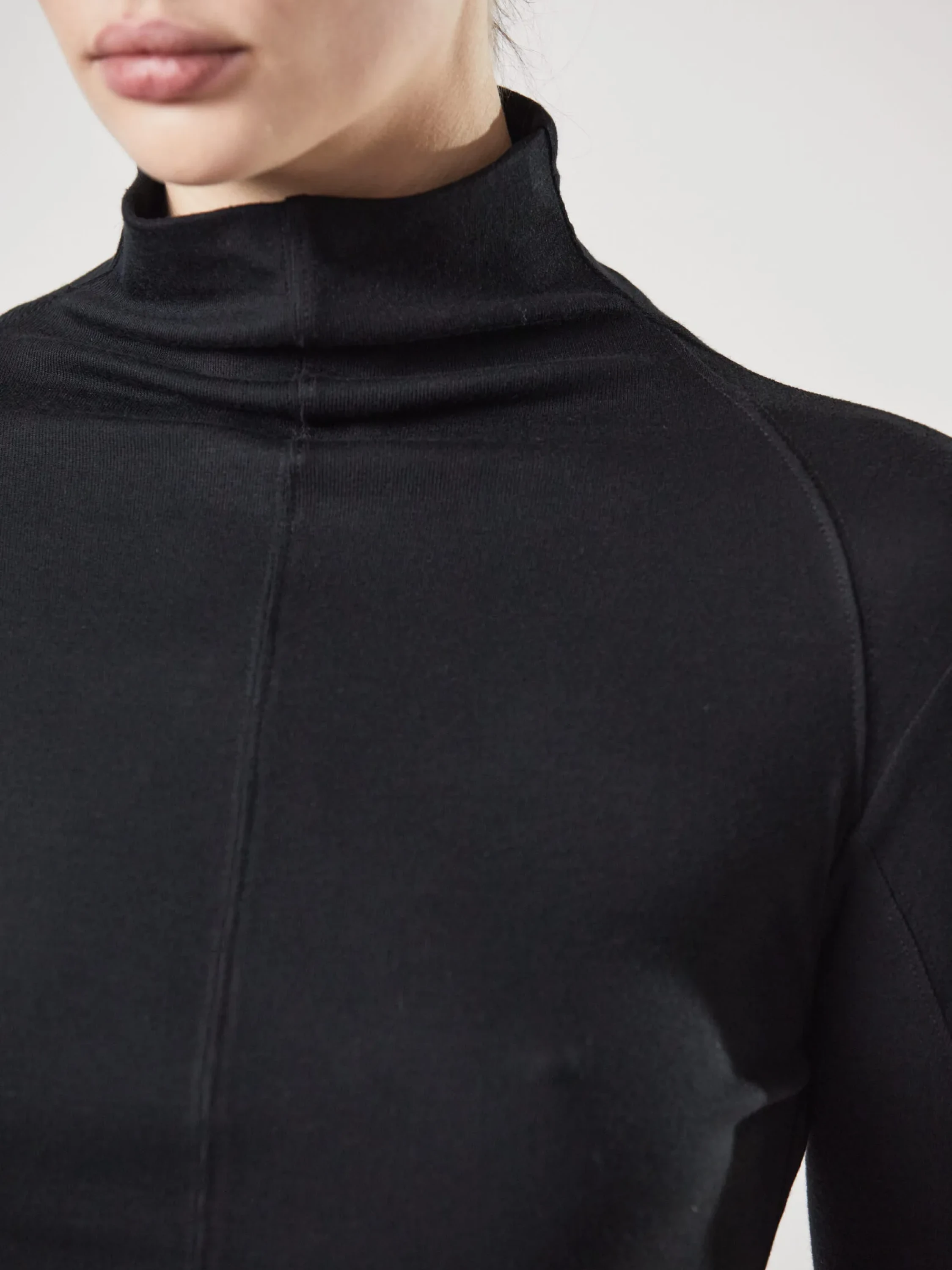 Женский бадлон thom/krom W TS 532 Black
