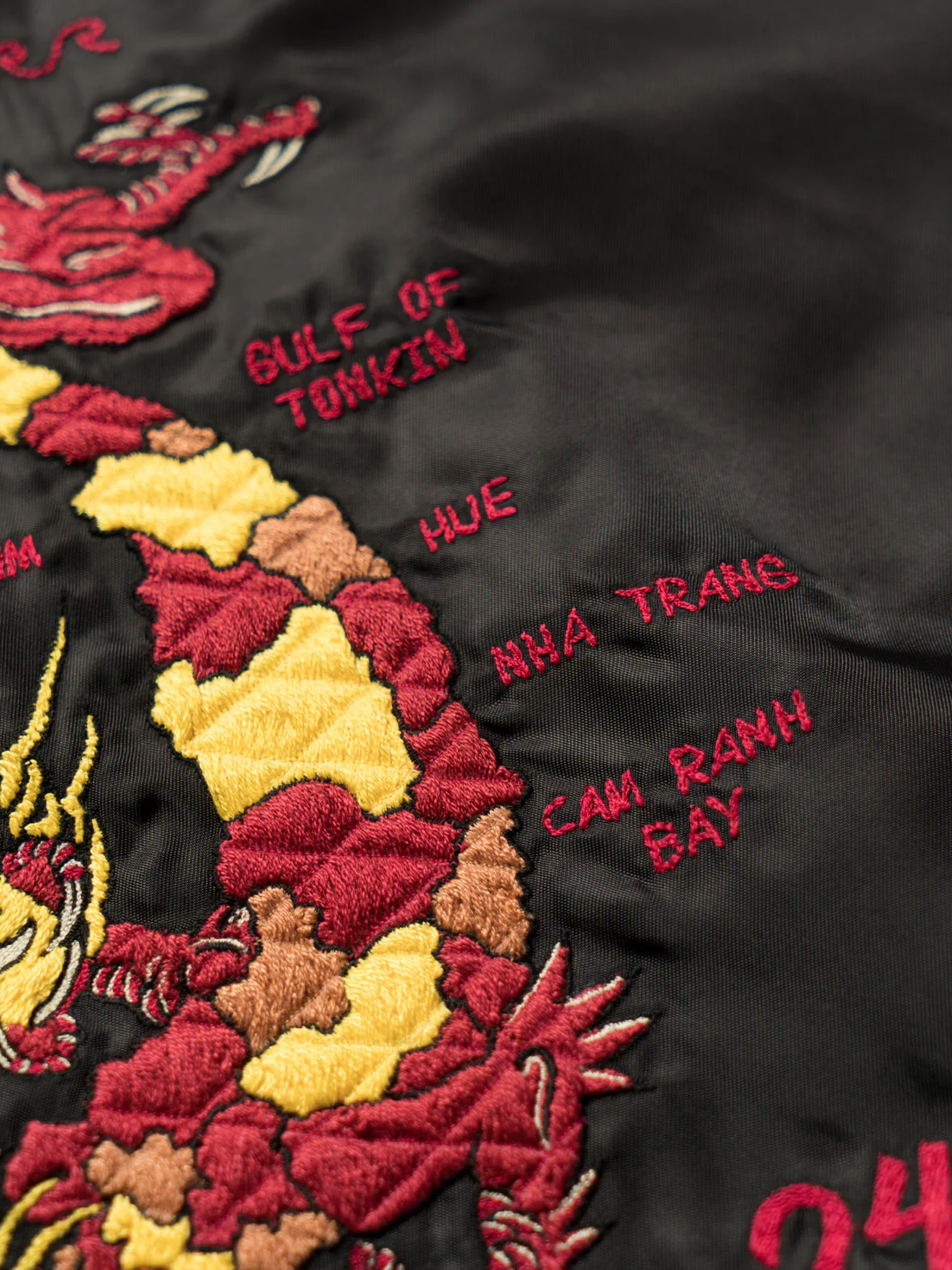 Бомбер MAHARISHI 5247 Tour Dragon Map MA1 Black