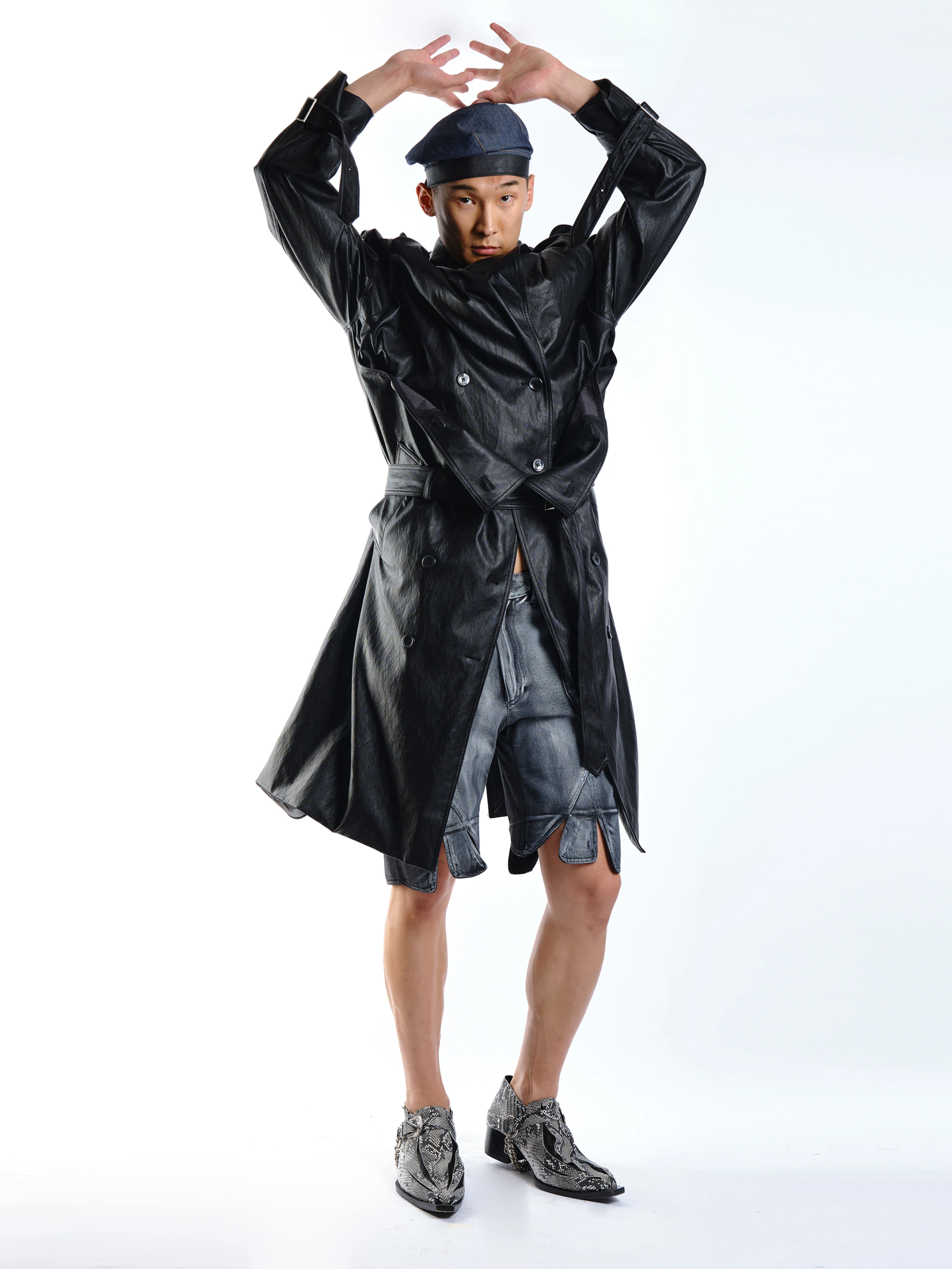 Тренч JUNTAE KIM Corset Trench Coat Black