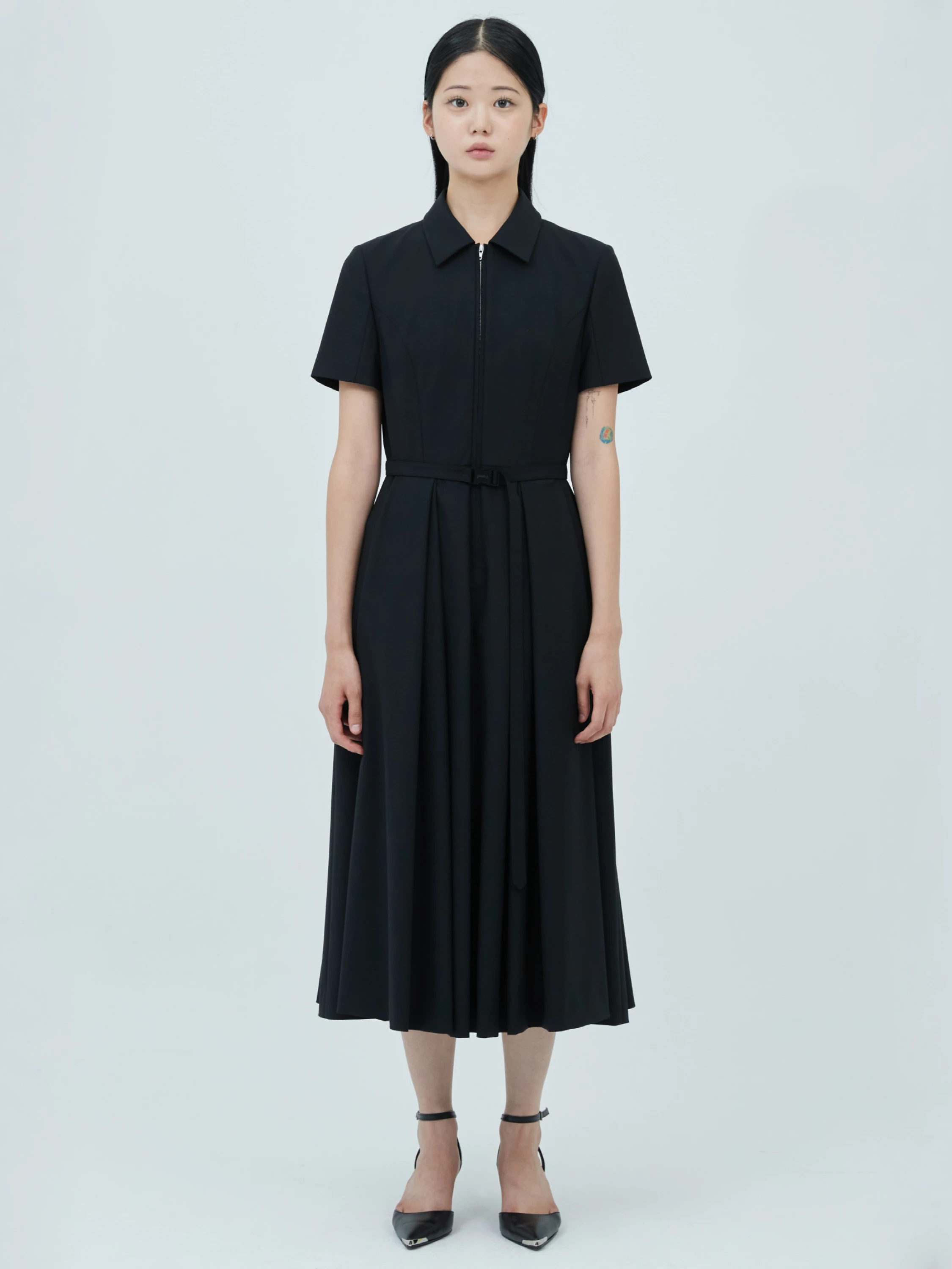 Женское платье JUUN.J Half Sleeve Princess Fit Dress