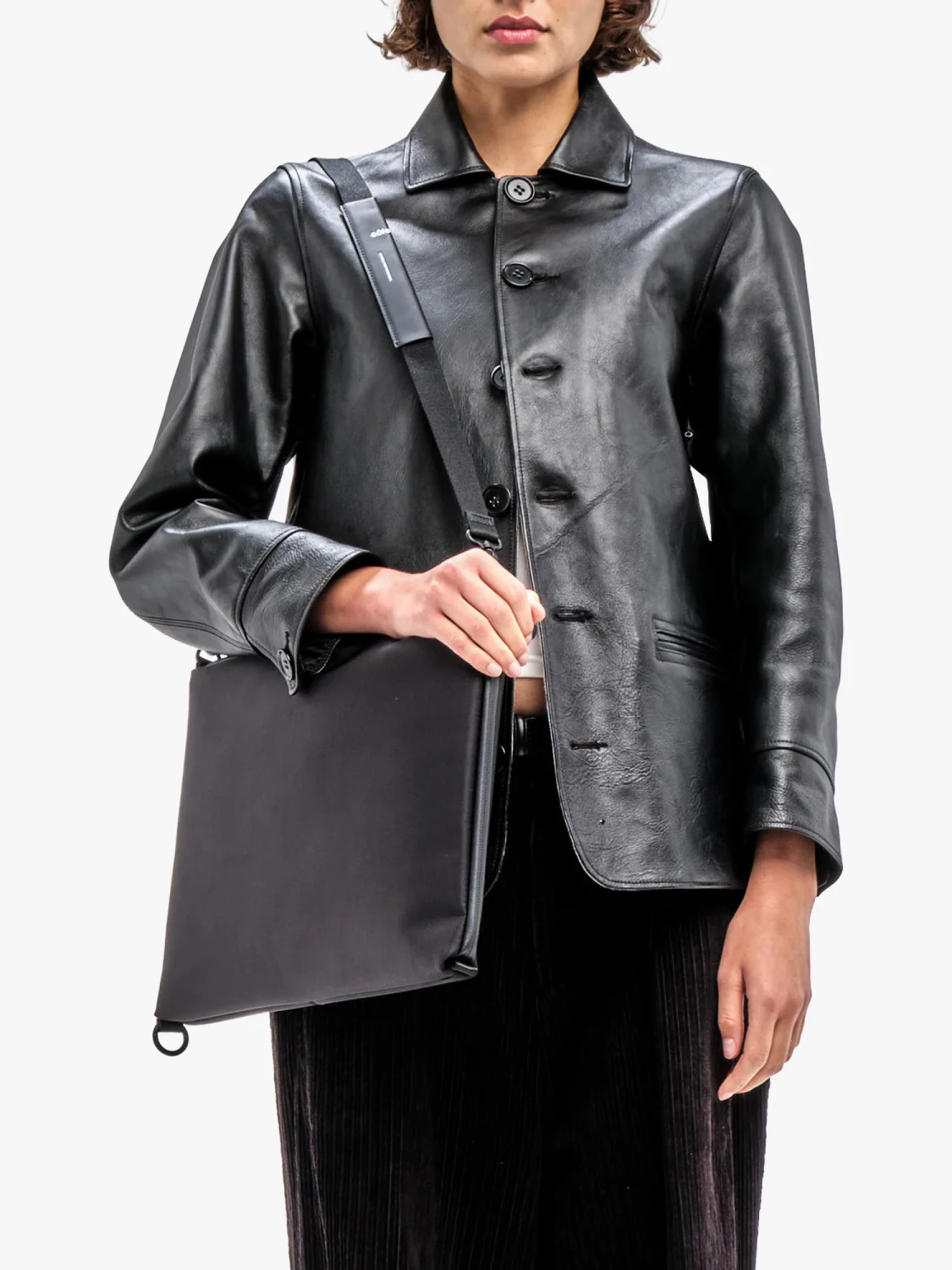 Сумка COTE&CIEL Sling Bag Inn Large Sleek Nylon Black