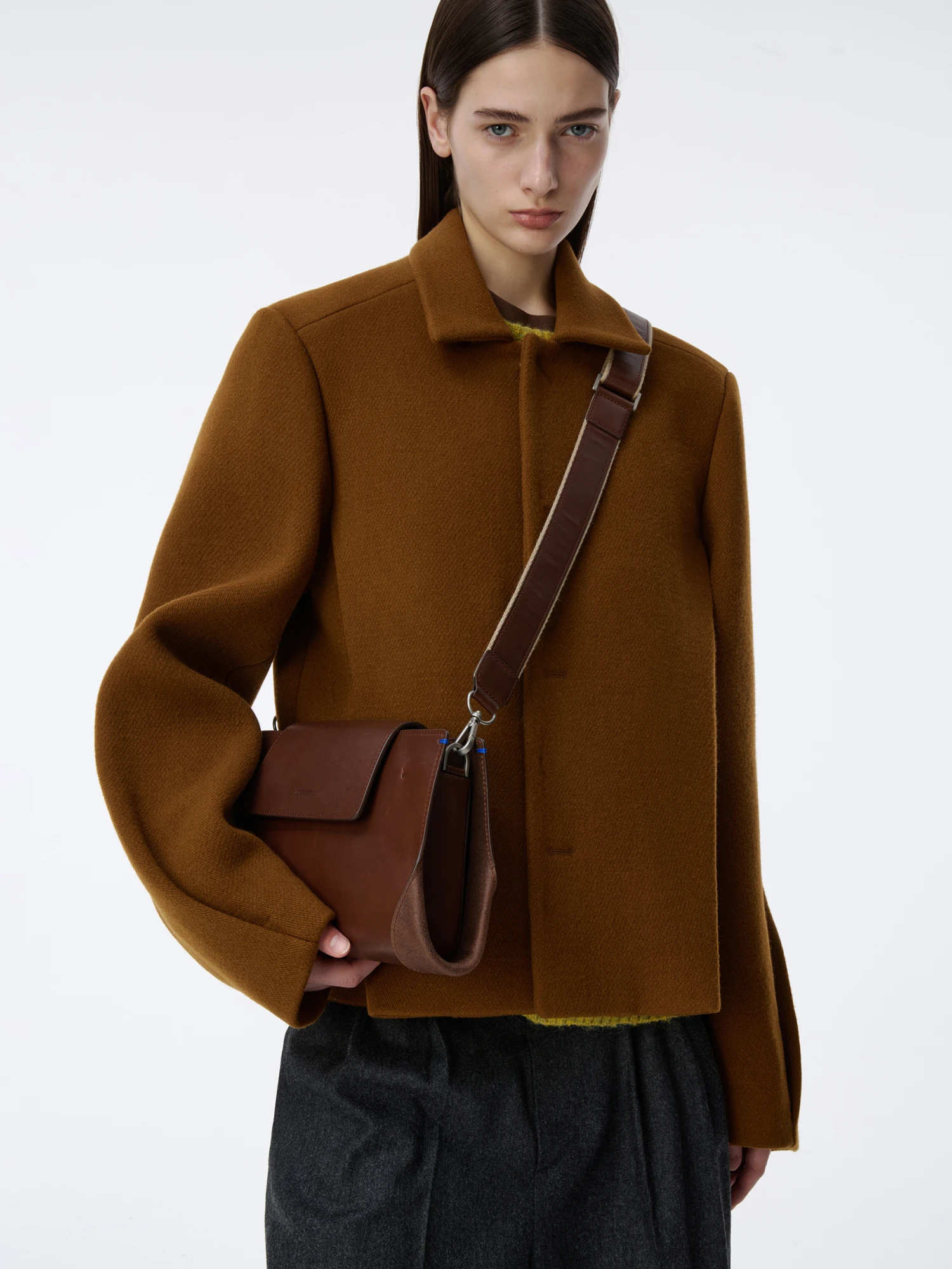 Сумка ADERERROR Folin Cross Bag Product. 104 Brown