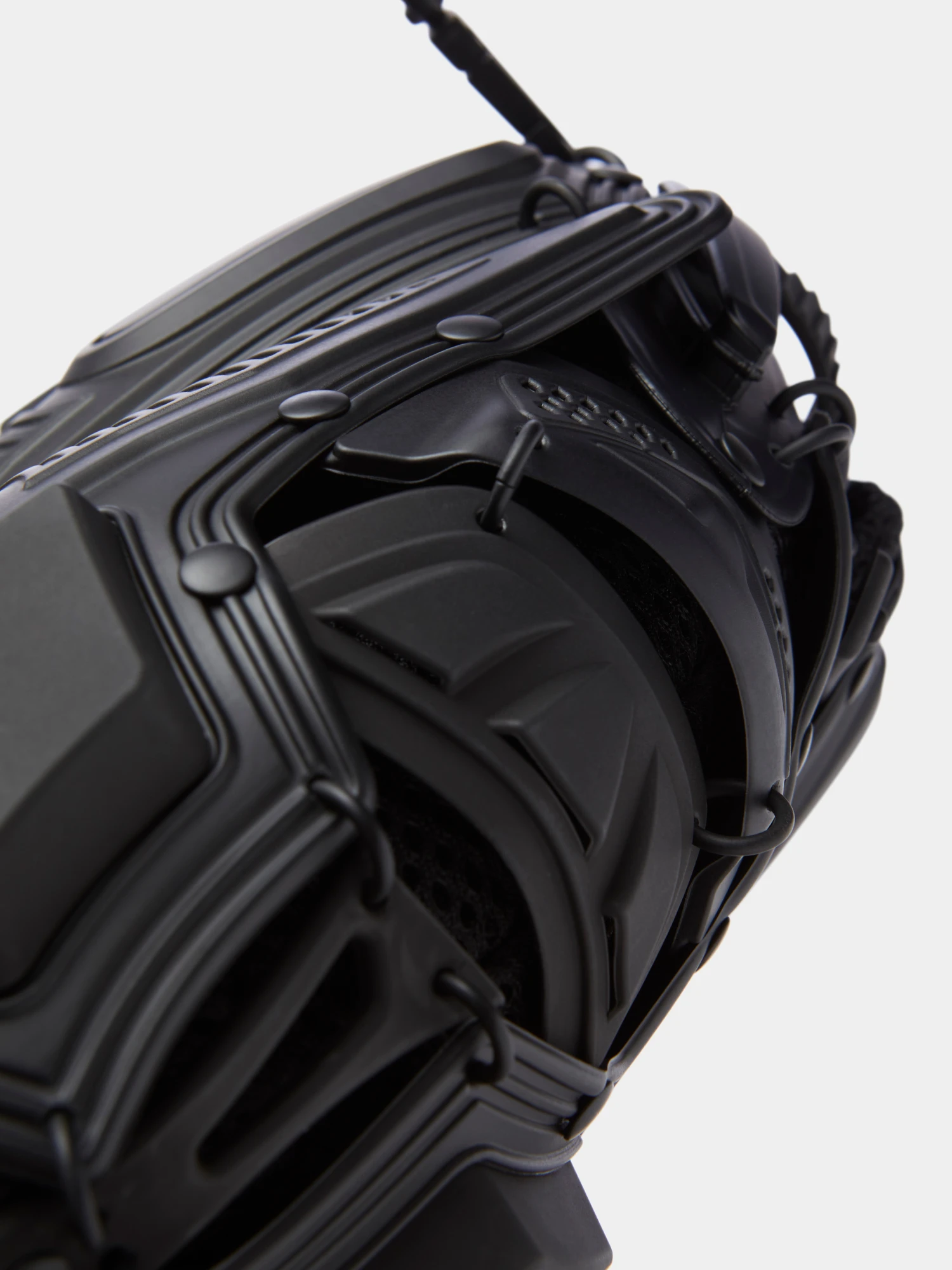 Сумка INNERRAUM Object I02 Clutch / Crossbody Matt Black