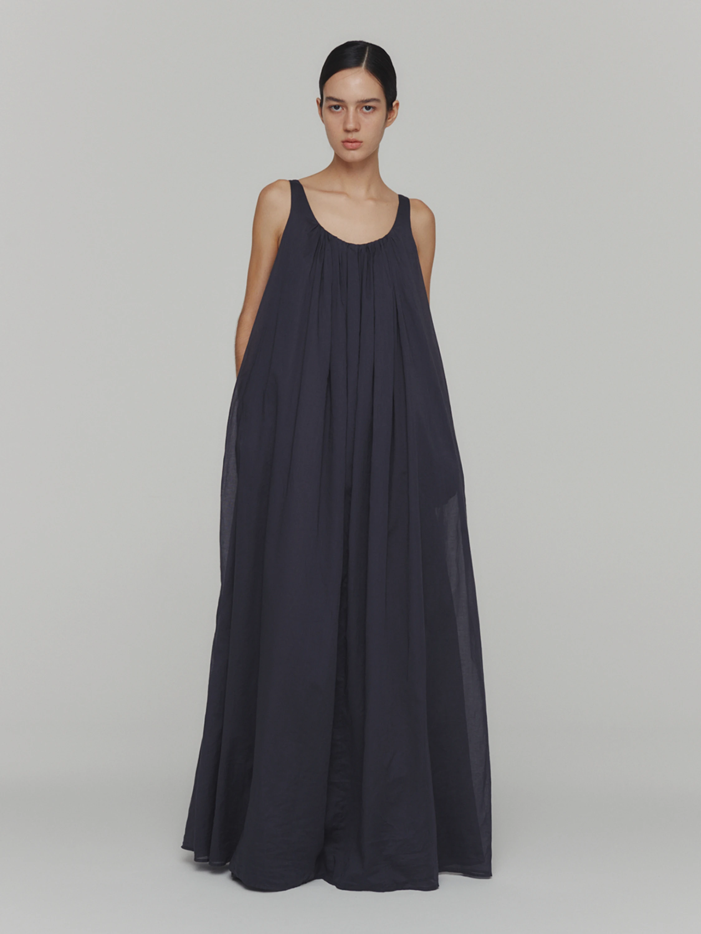 Женское платье AMOMENTO Neck Shirring Sheer Long Dress Navy