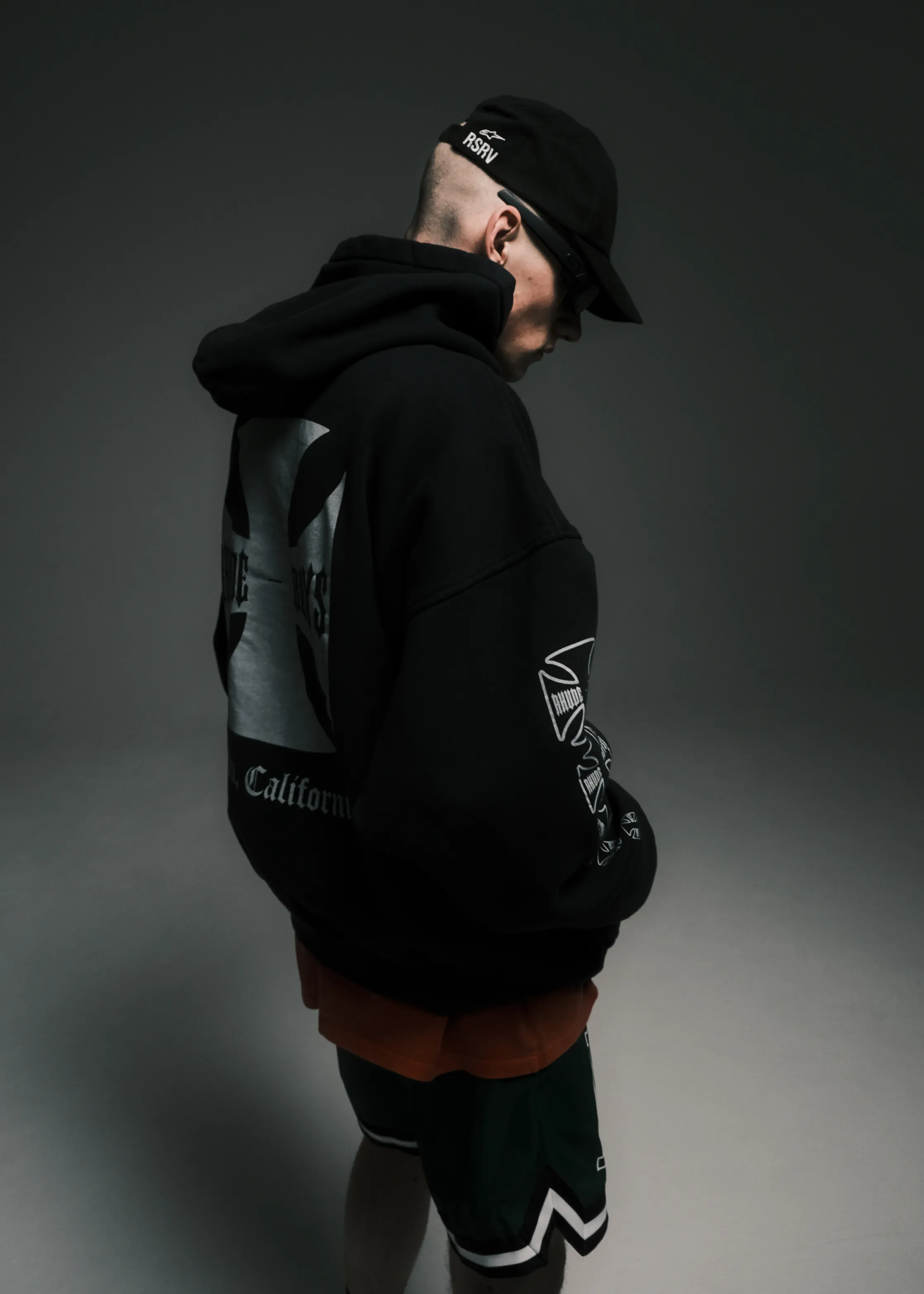 STUDIO SLOW FITS: главный герой — Rhude