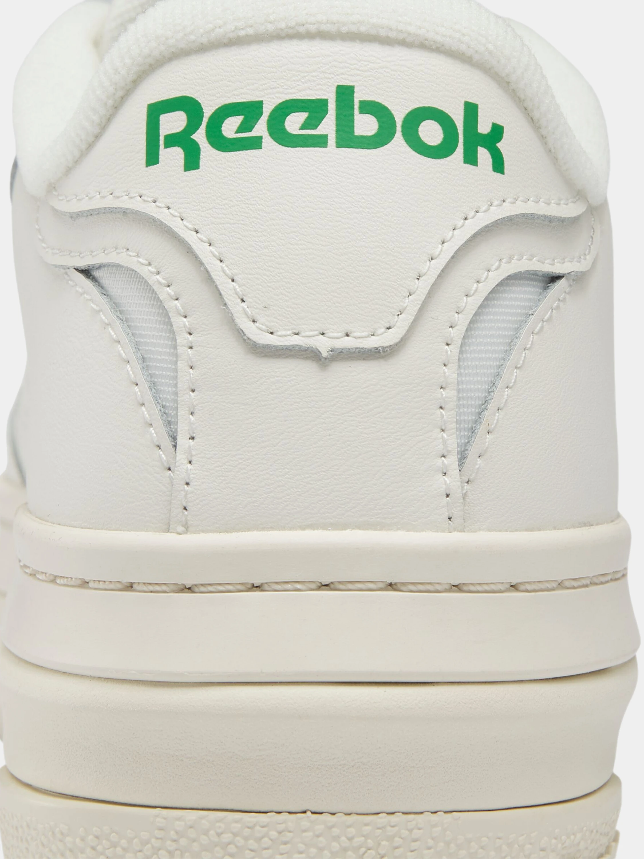 Женские кеды Reebok Club C Extra Chalk