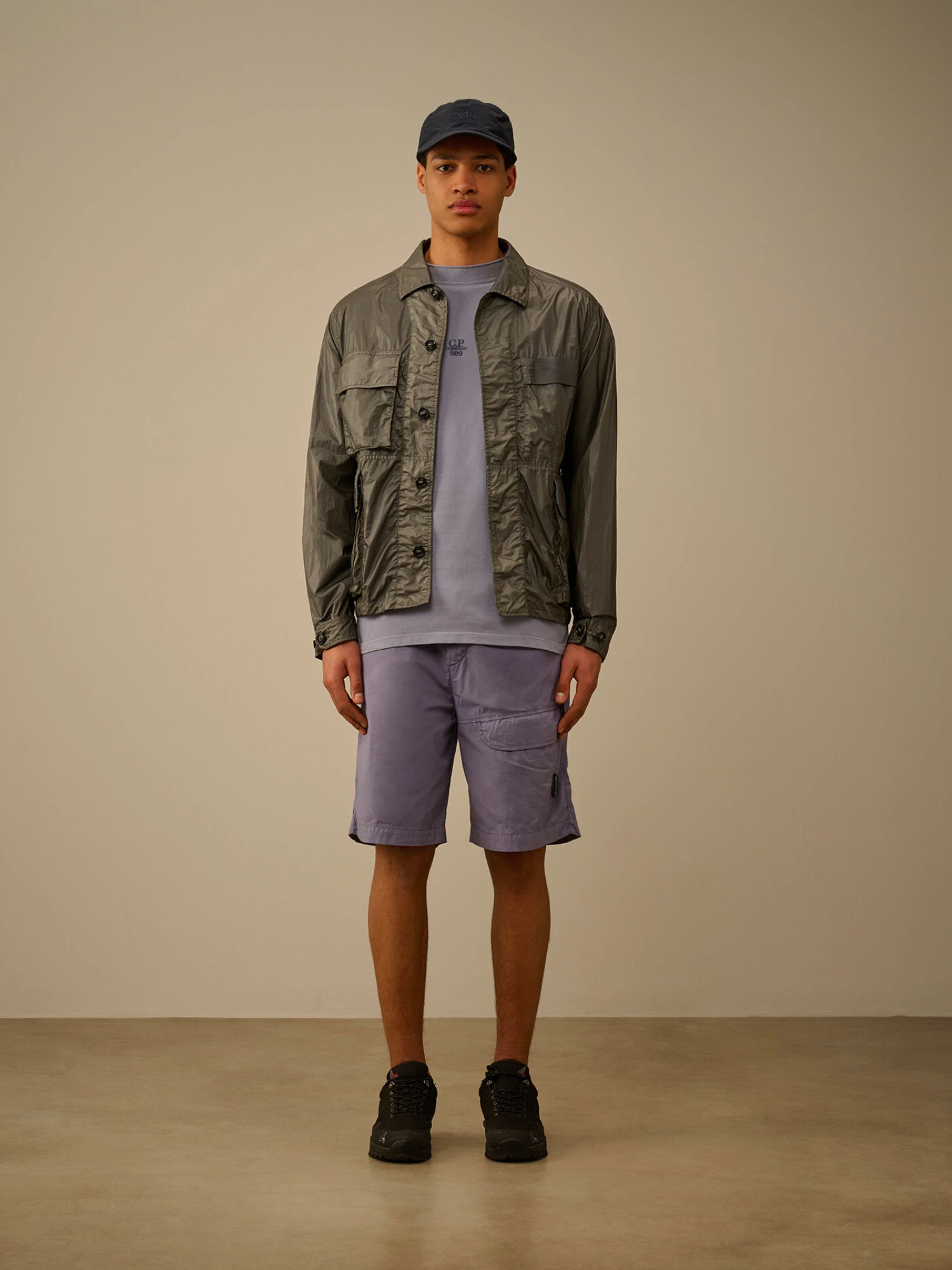 Шорты C.P. Company 50 Fili Stretch Cargo Lens Lavander Violet