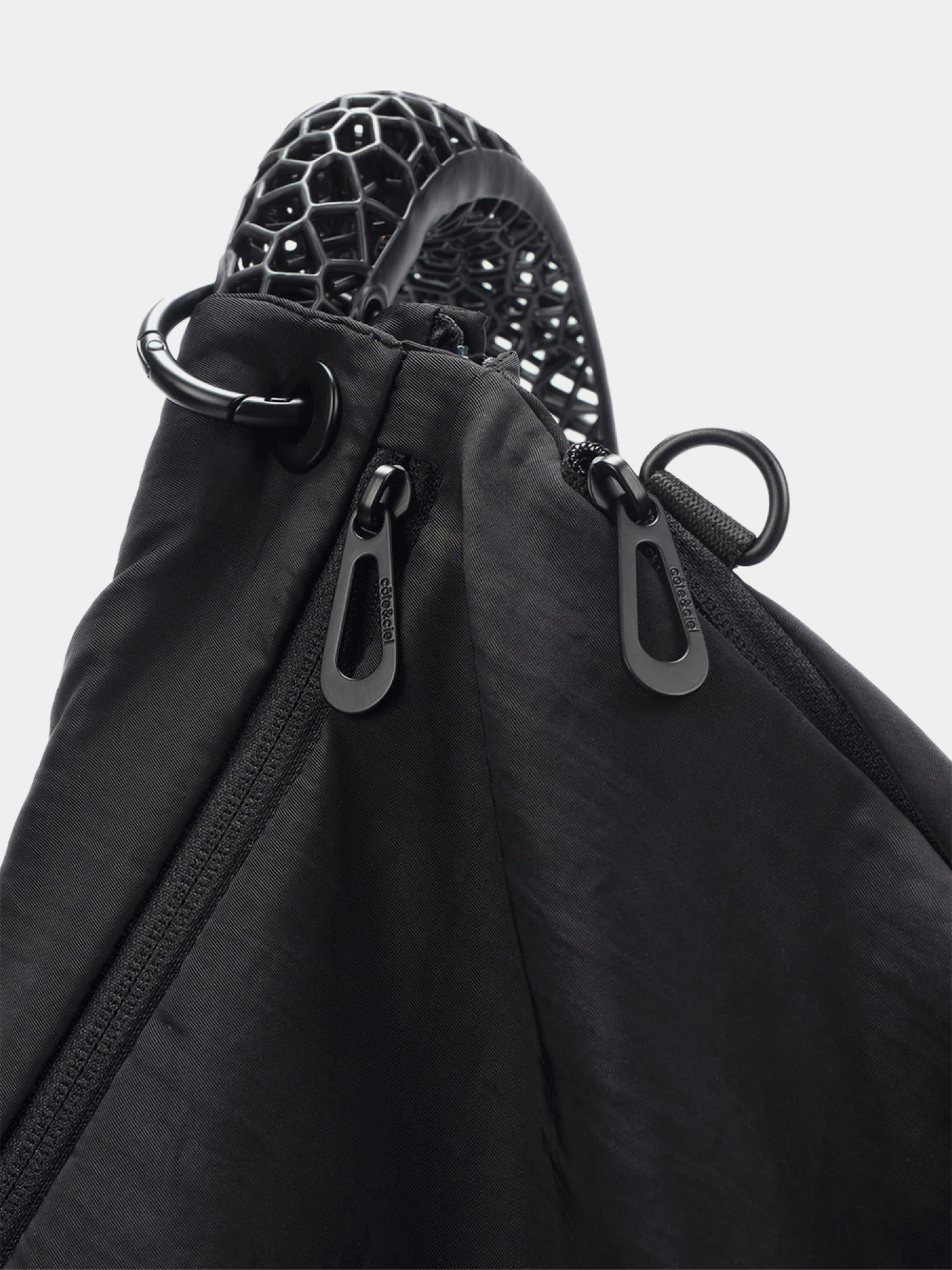 Сумка ALIVEFORM x Côte&Ciel Nebula Sling Black
