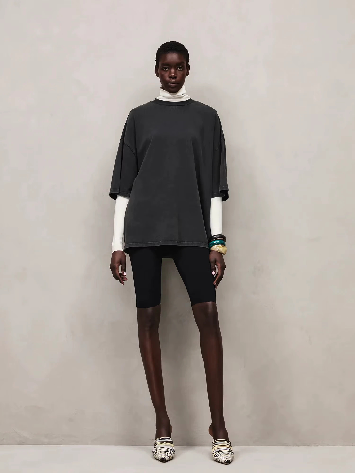 Футболка entire studios Heavy Boxy Washed Black