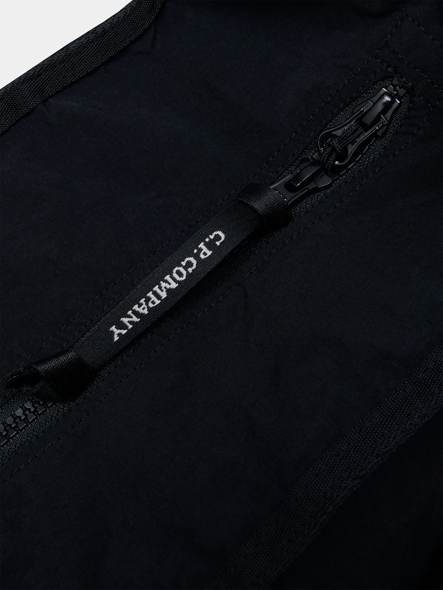 Сумка C.P. Company Plain Paper Touch Zipped Bag Black