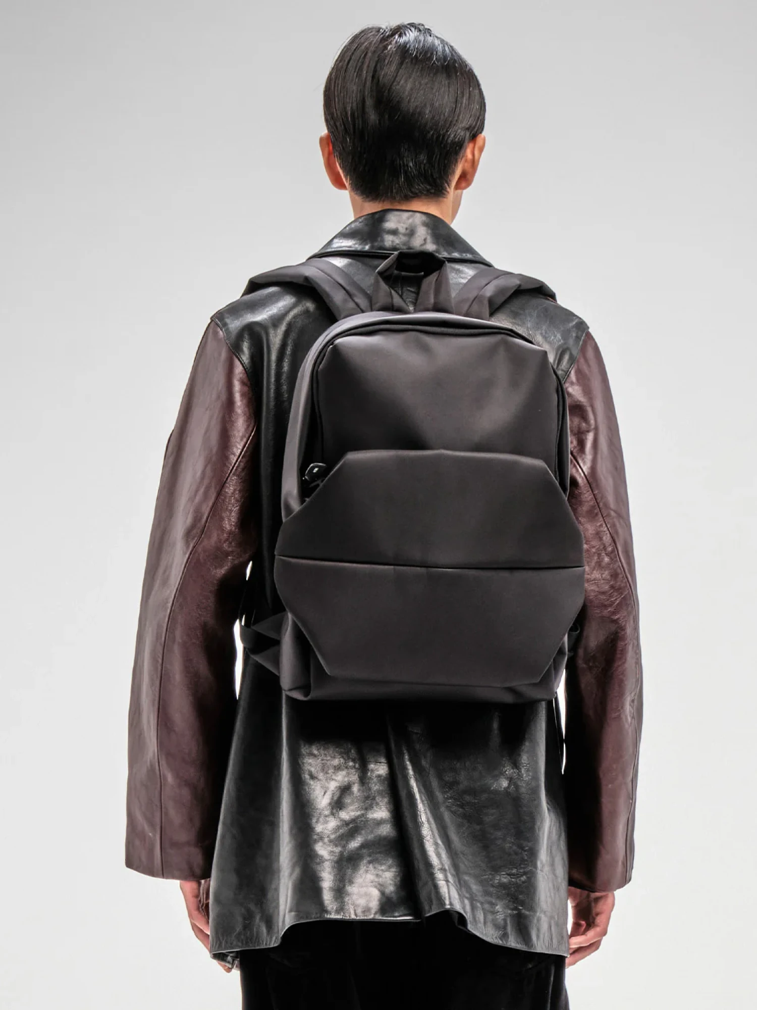 Рюкзак COTE&CIEL Sava M Sleek Nylon Black