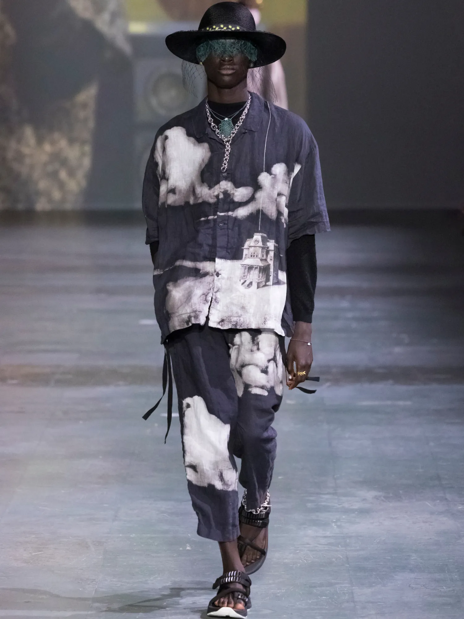 Брюки UNDERCOVER Printed Linen Trousers Black Base