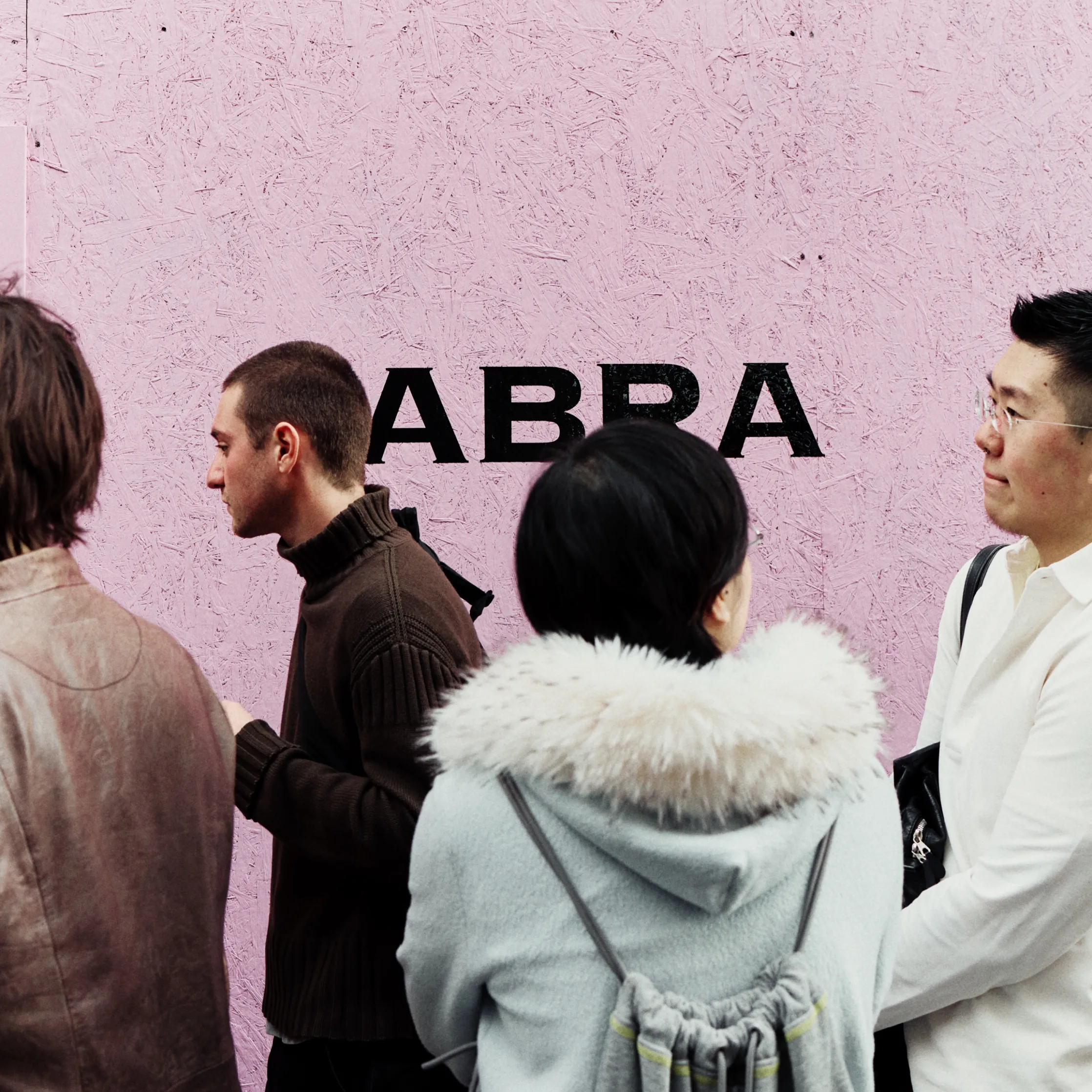 Внутри мира ABRA: бэкстейдж показа FW’26