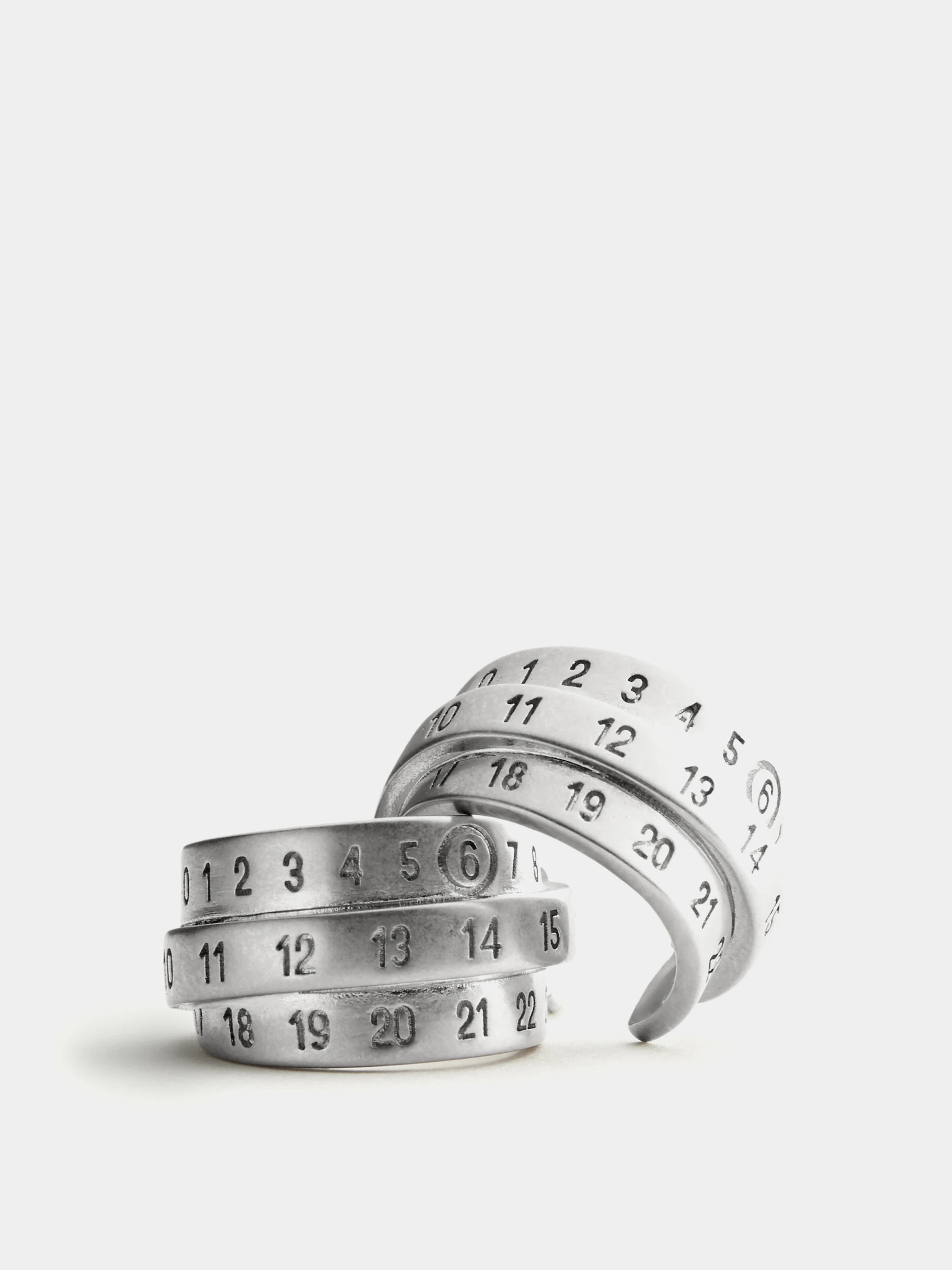Серьги MM6 Maison Margiela Triple Logo Earrings