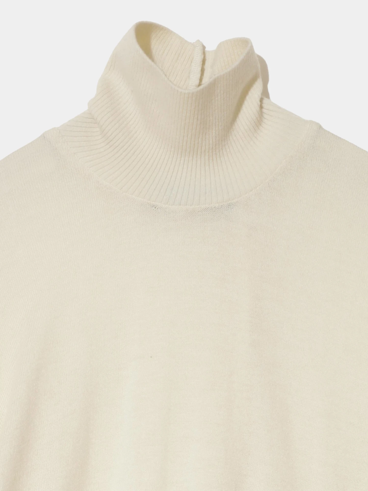 Женская водолазка UNDERCOVER Asymmetrical Off White