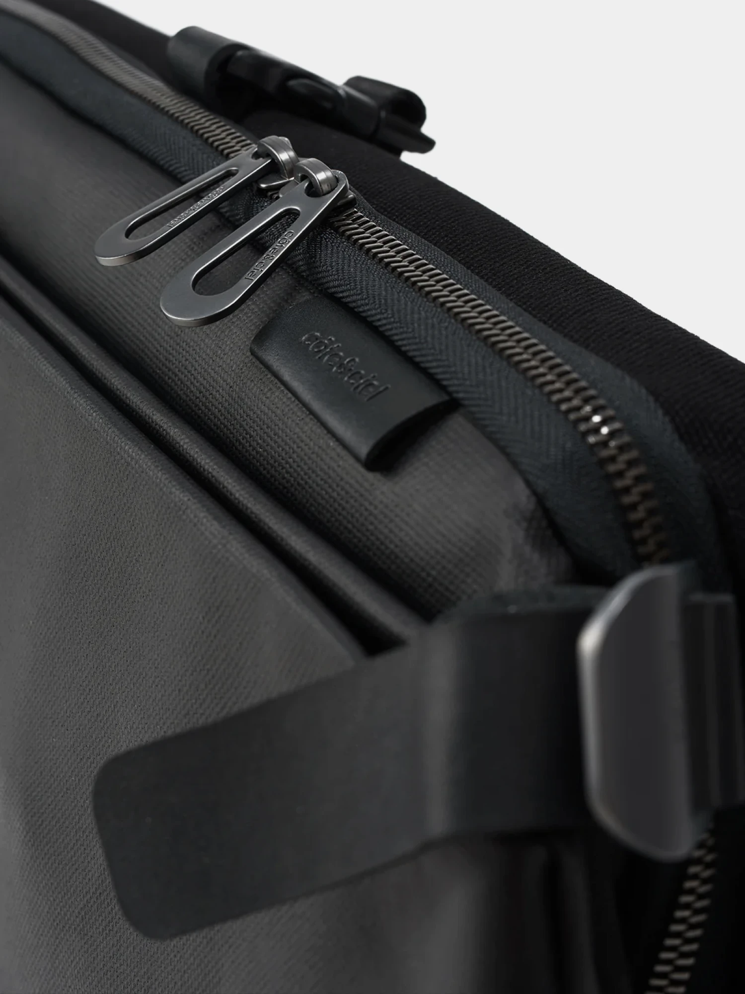 Сумка COTE&CIEL Riss Coated Canvas Black